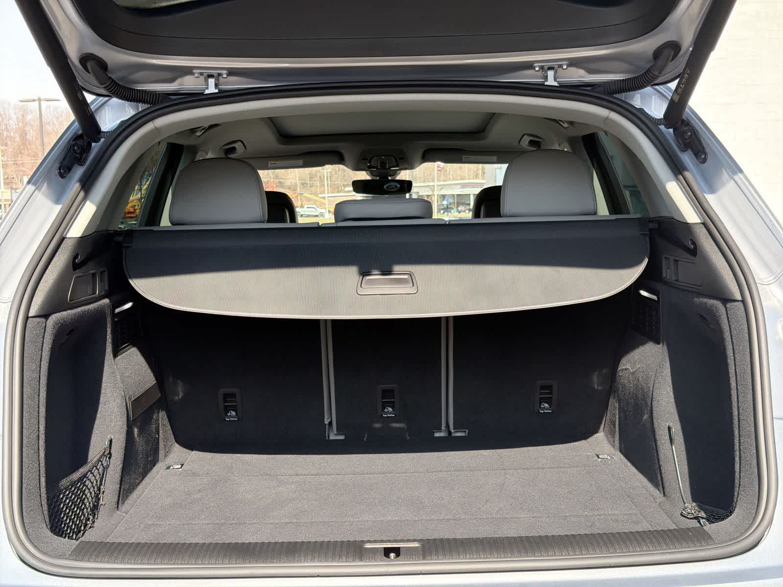 Thumbnail: 2022 Audi Q5 - 36