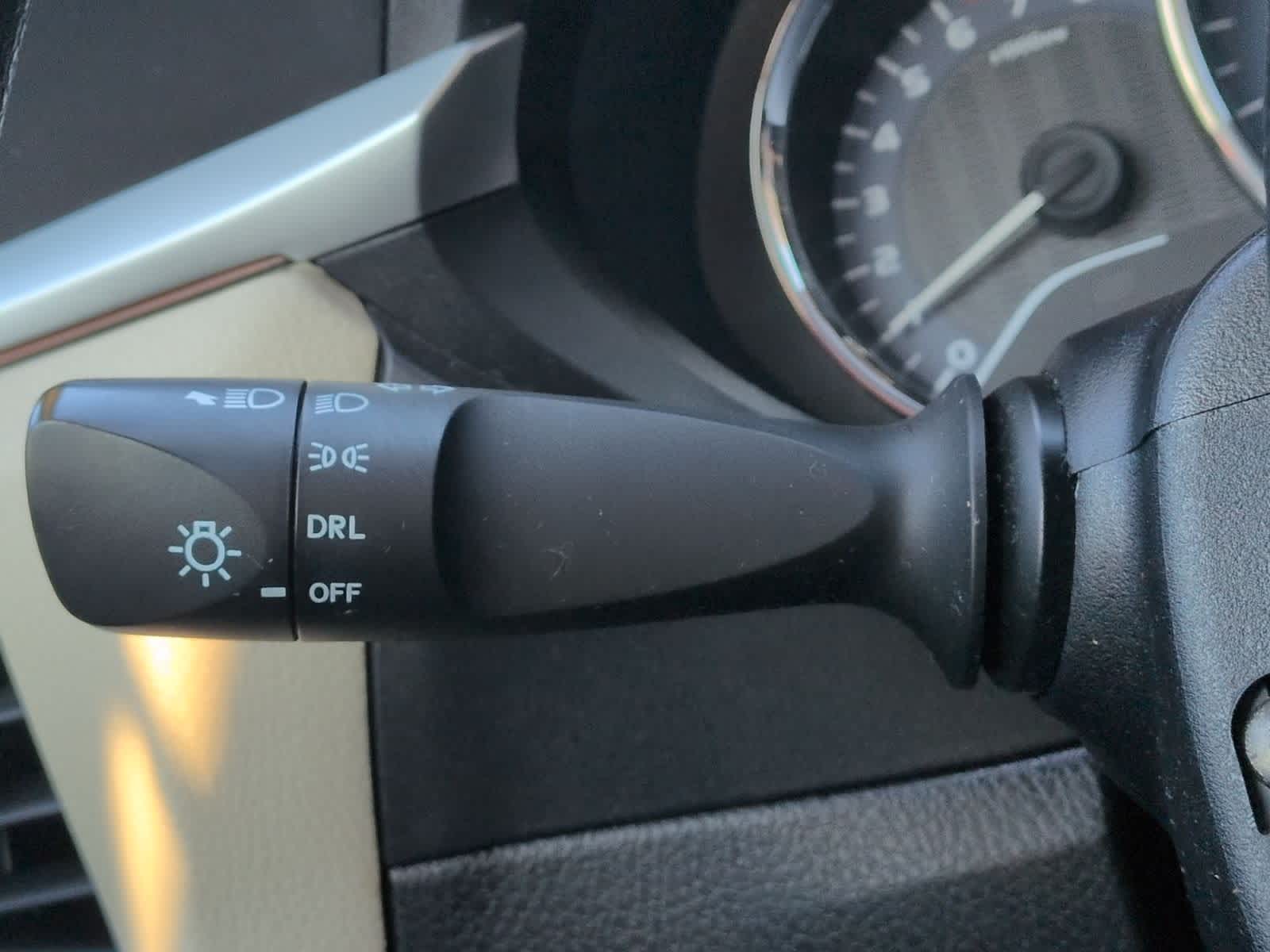 Thumbnail: 2014 Toyota Corolla - 27