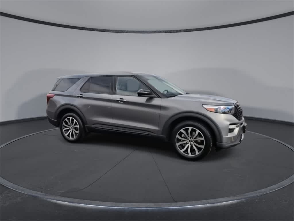 Thumbnail: 2022 Ford Explorer - 2