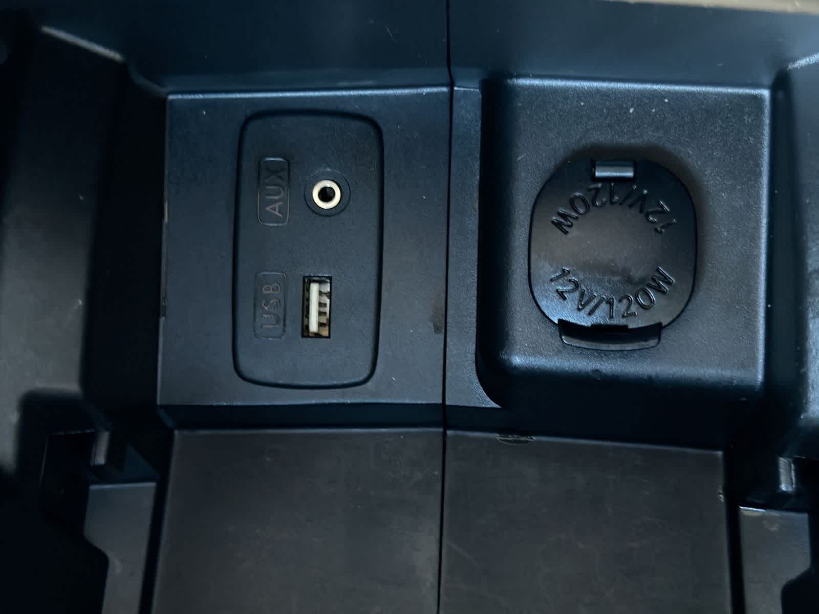 Thumbnail: 2014 Subaru XV Crosstrek - 30