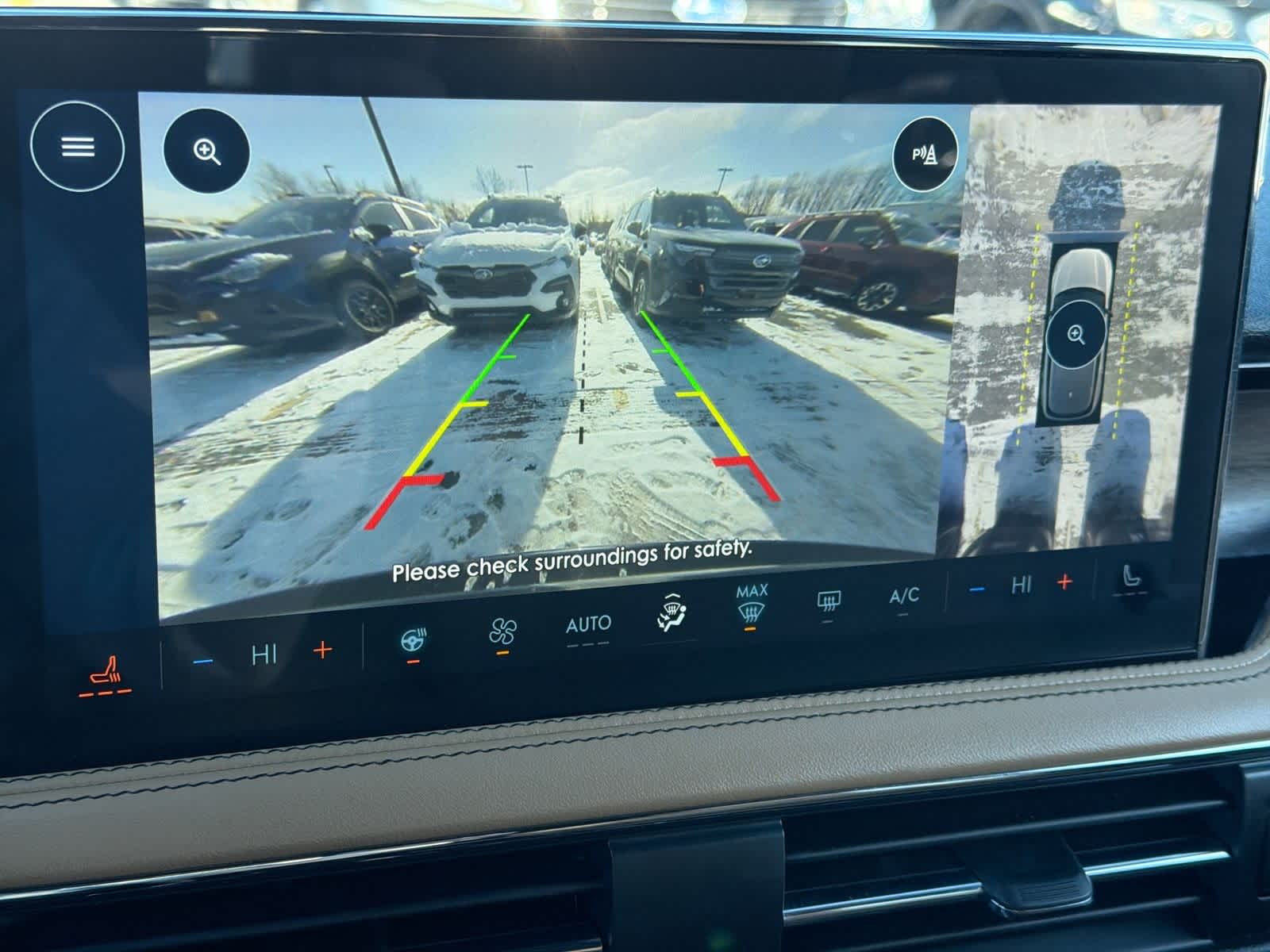 Thumbnail: 2023 Lincoln Corsair - 32