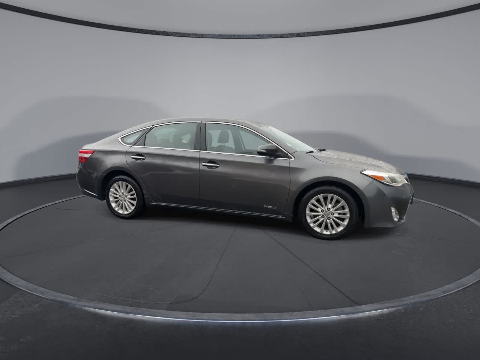 Thumbnail: 2014 Toyota Avalon - 9