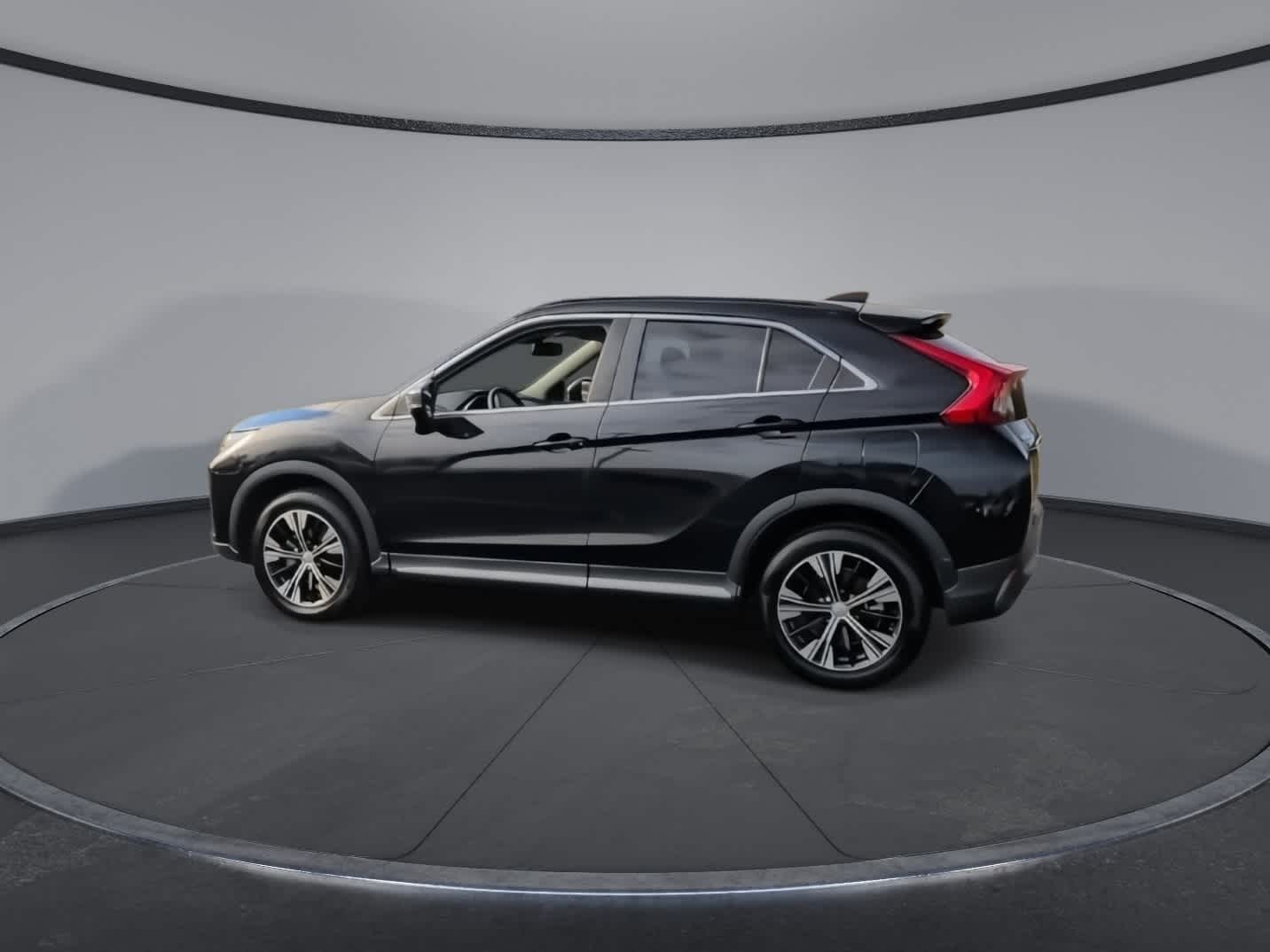 Thumbnail: 2019 Mitsubishi Eclipse Cross - 6