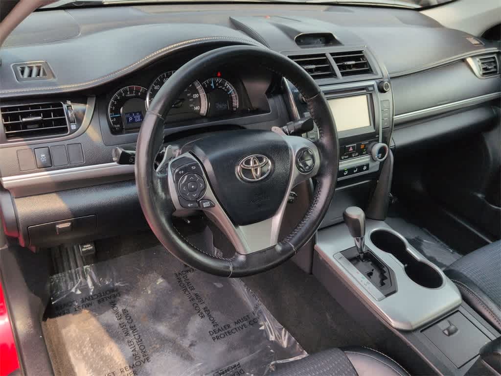 Thumbnail: 2013 Toyota Camry - 10