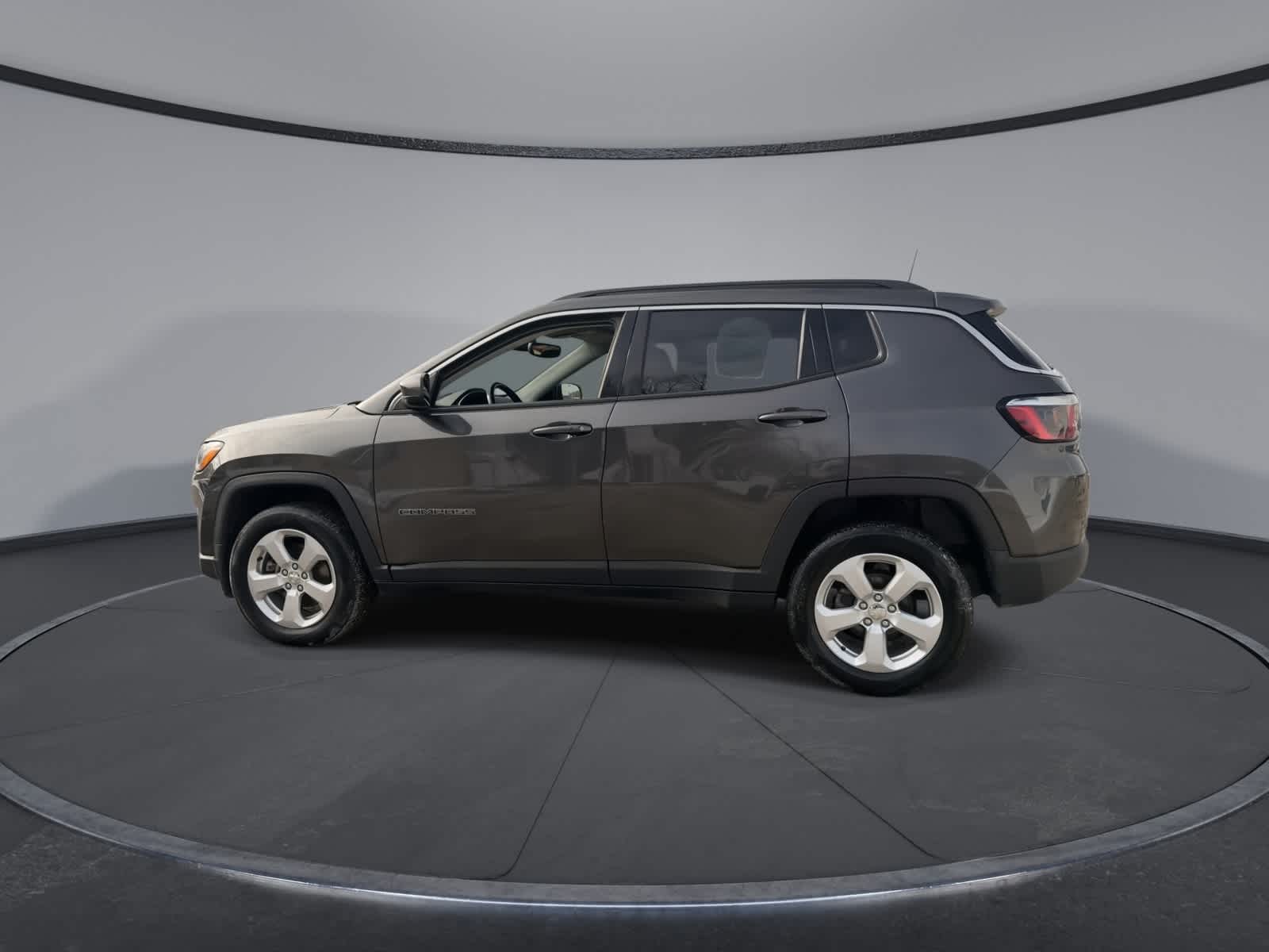 Thumbnail: 2020 Jeep Compass - 5