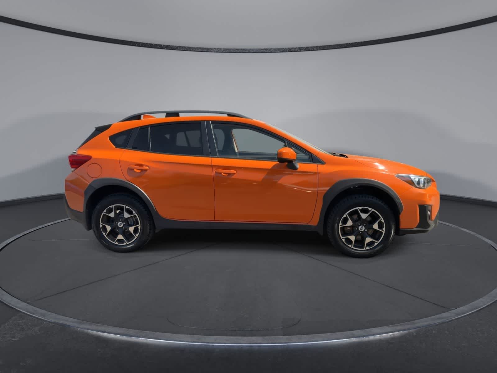 Thumbnail: 2018 Subaru Crosstrek - 9