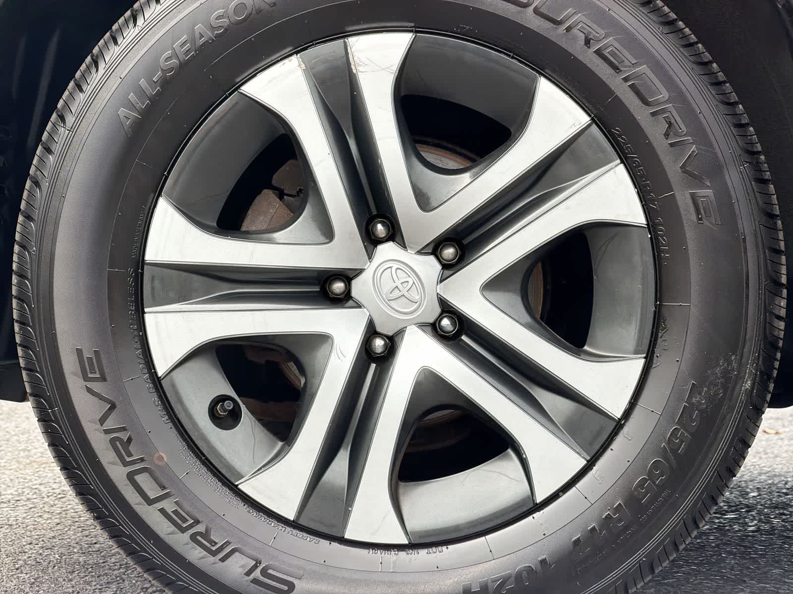 Thumbnail: 2018 Toyota RAV4 - 13