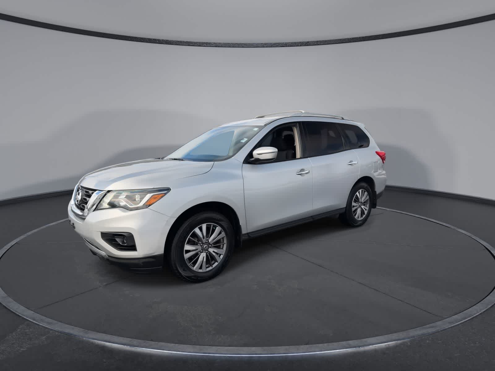 Thumbnail: 2020 Nissan Pathfinder - 4