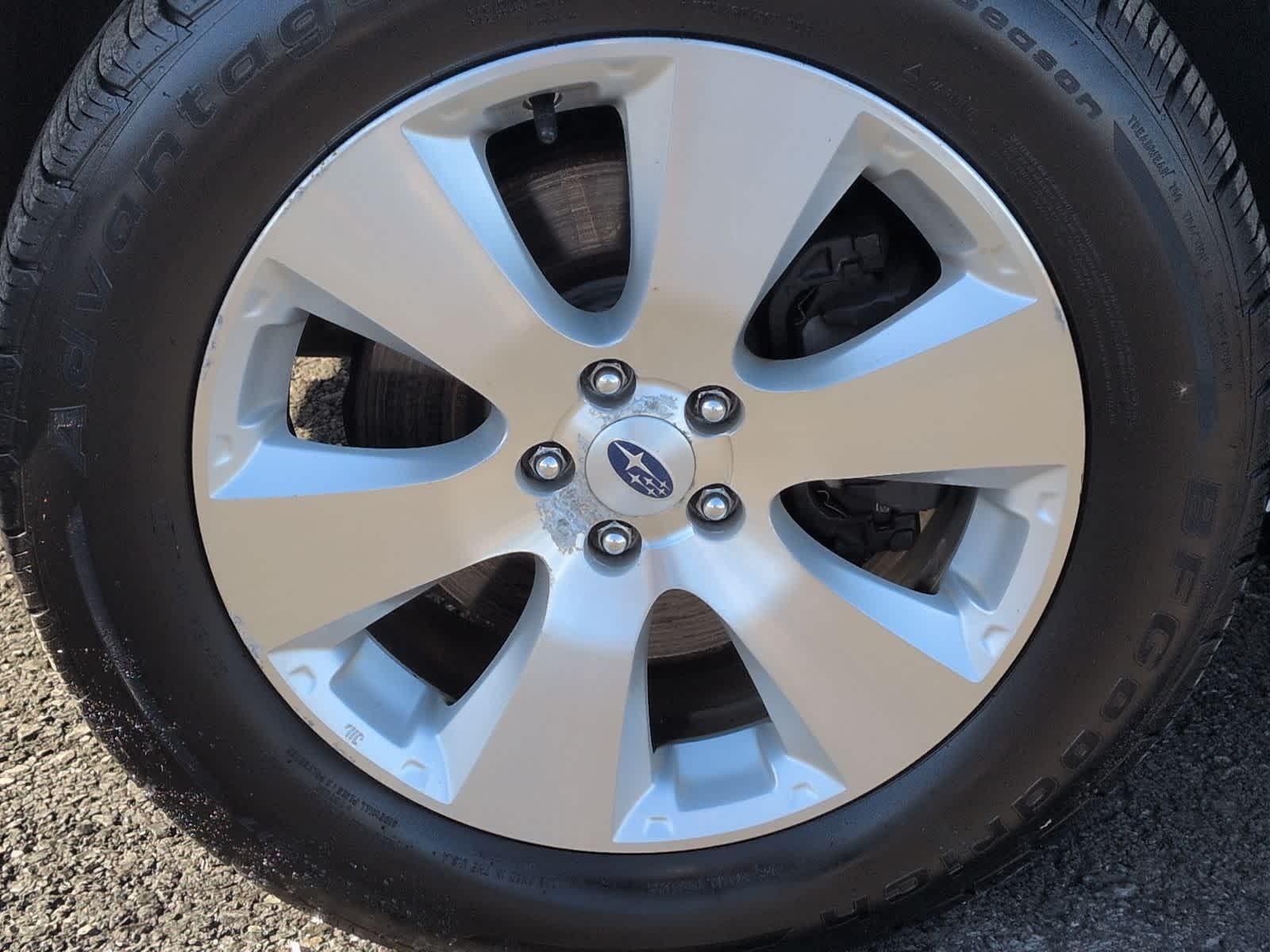 Thumbnail: 2012 Subaru Outback - 14