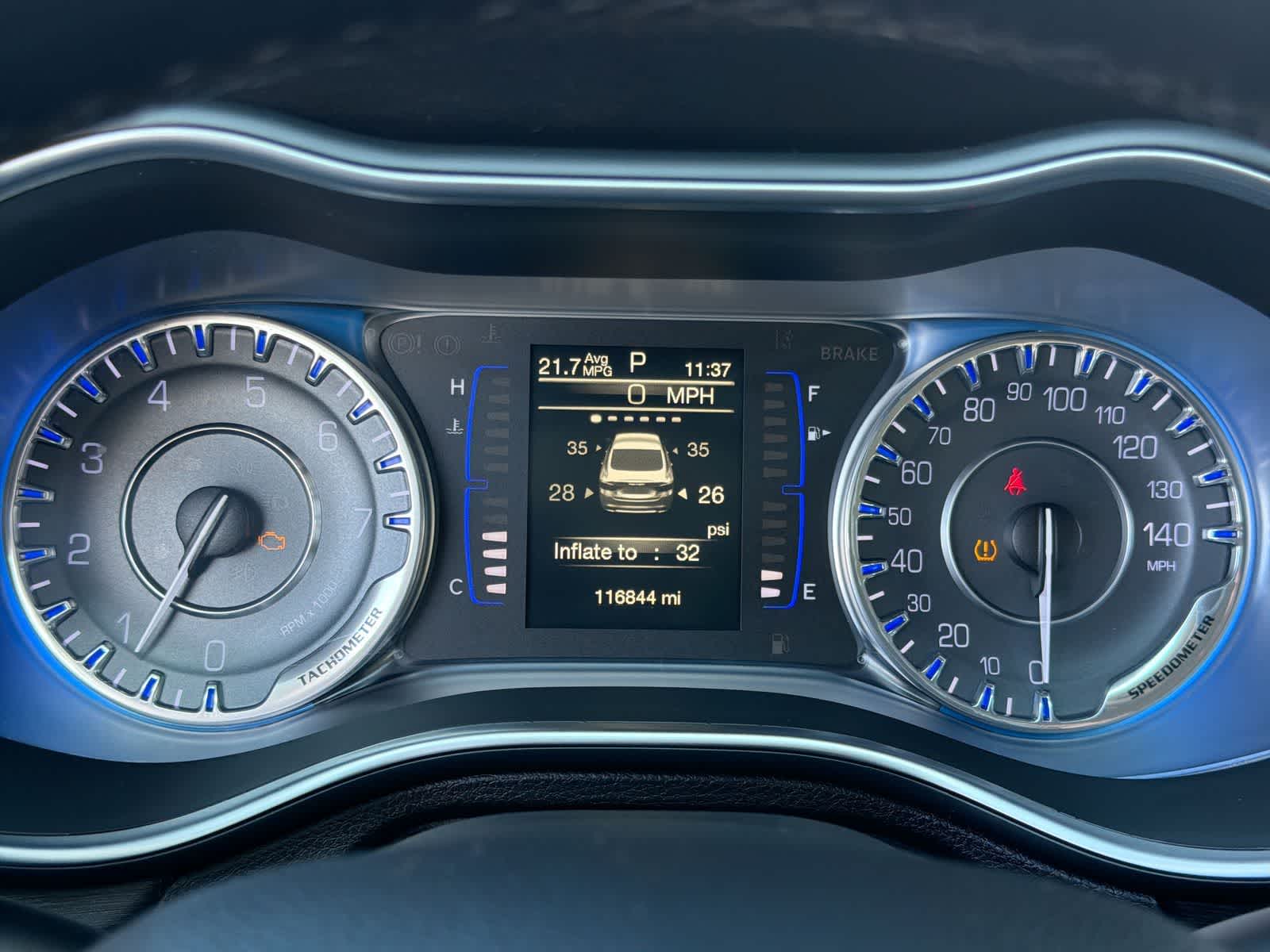 Thumbnail: 2016 Chrysler 200 - 34