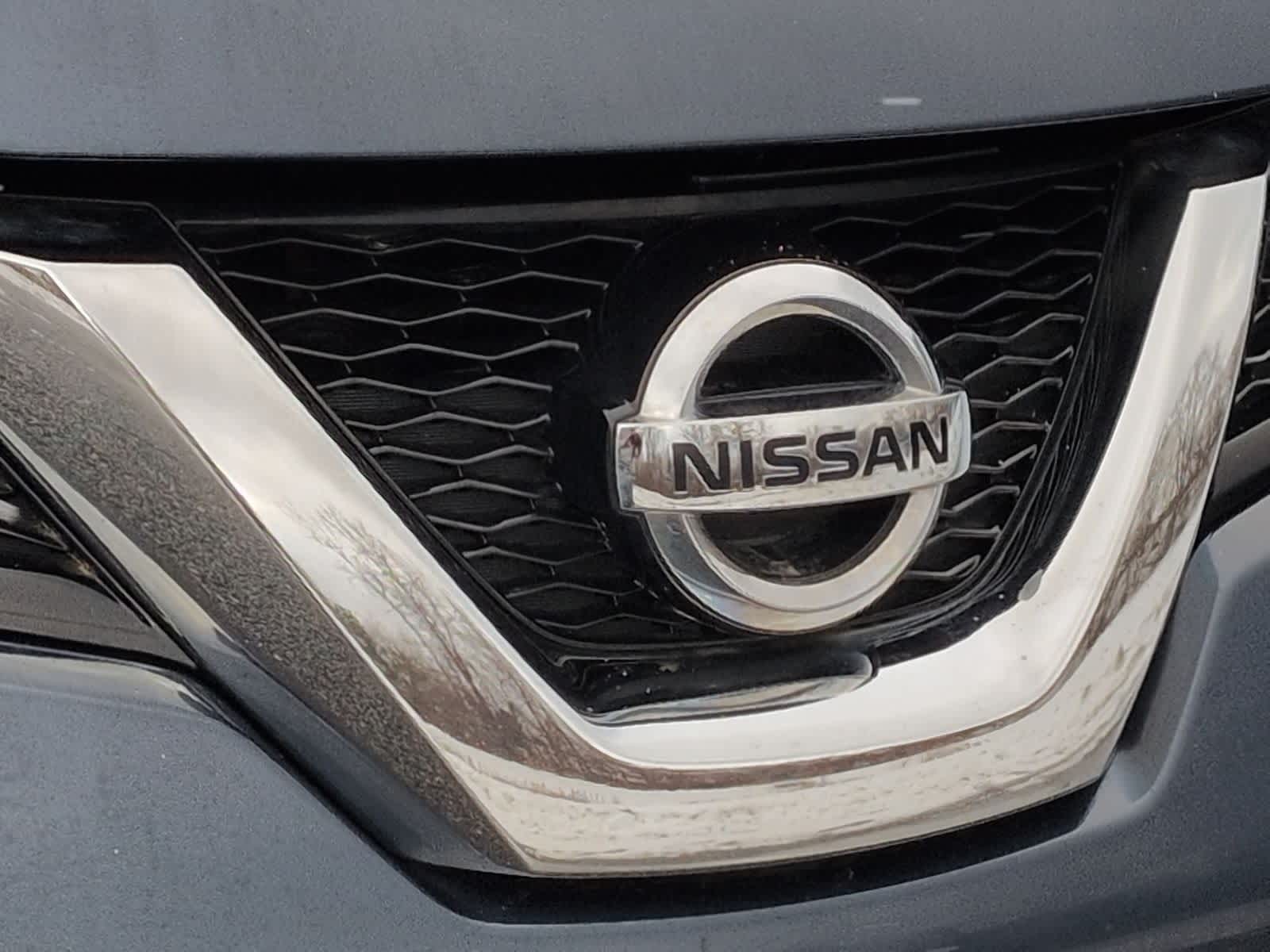 Thumbnail: 2016 Nissan Rogue - 12