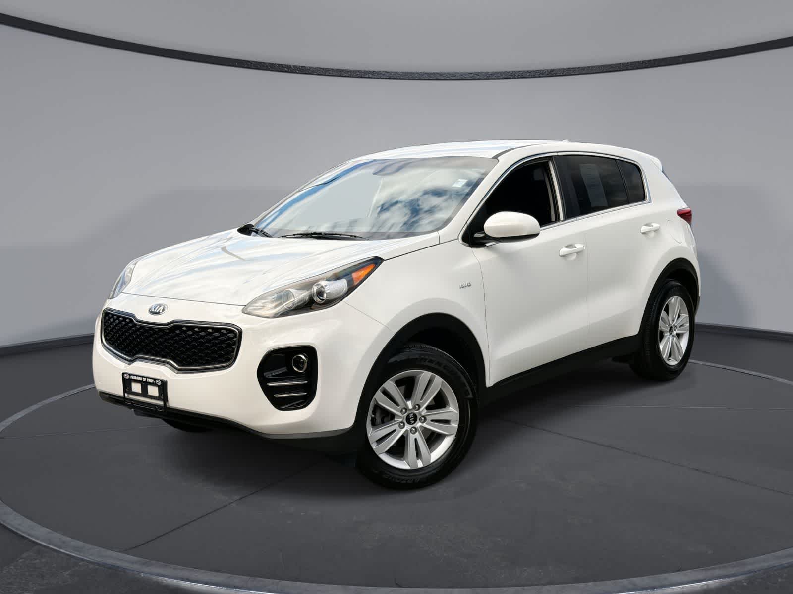 Thumbnail: 2019 Kia Sportage - 1