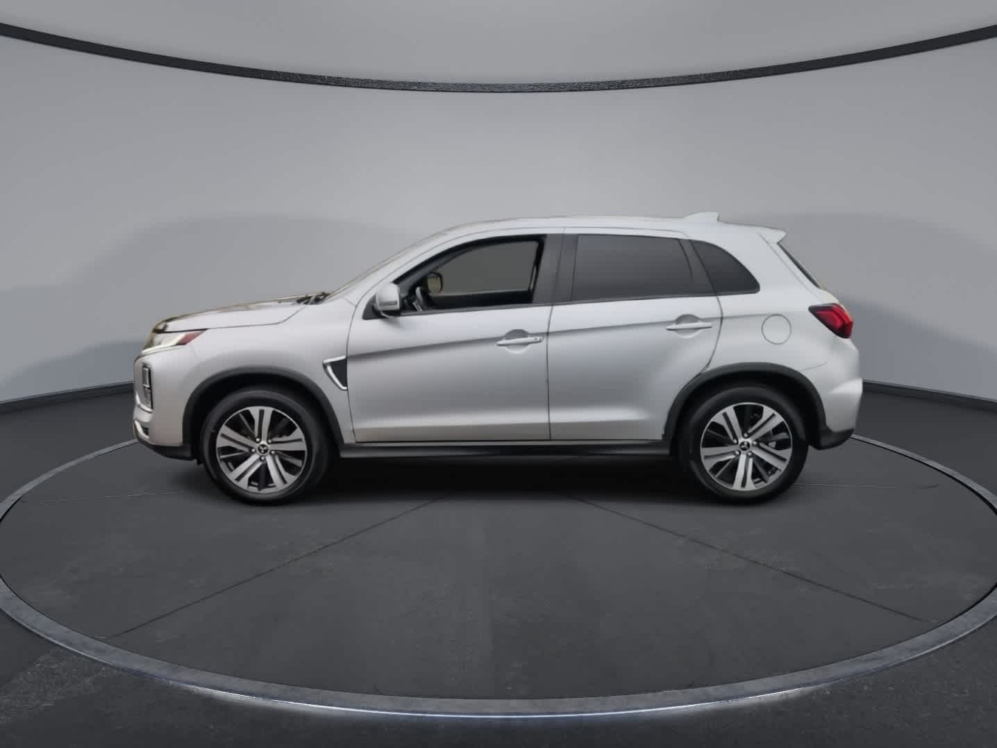 Thumbnail: 2020 Mitsubishi Outlander Sport - 5