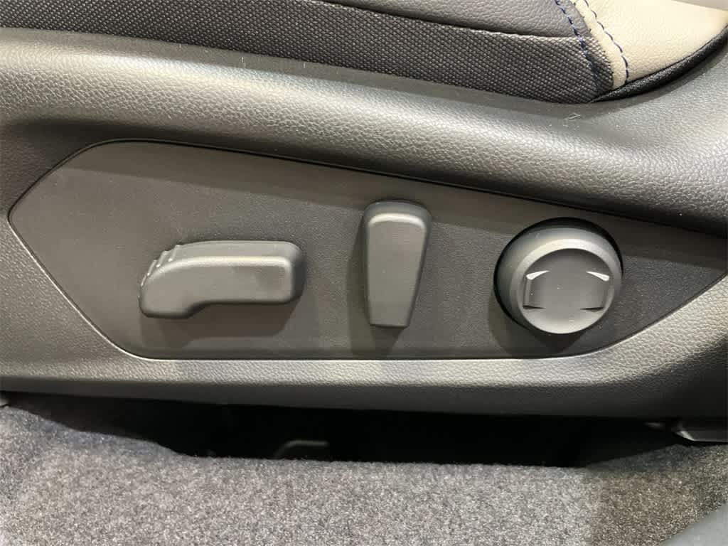 Thumbnail: 2025 Subaru Forester - 13