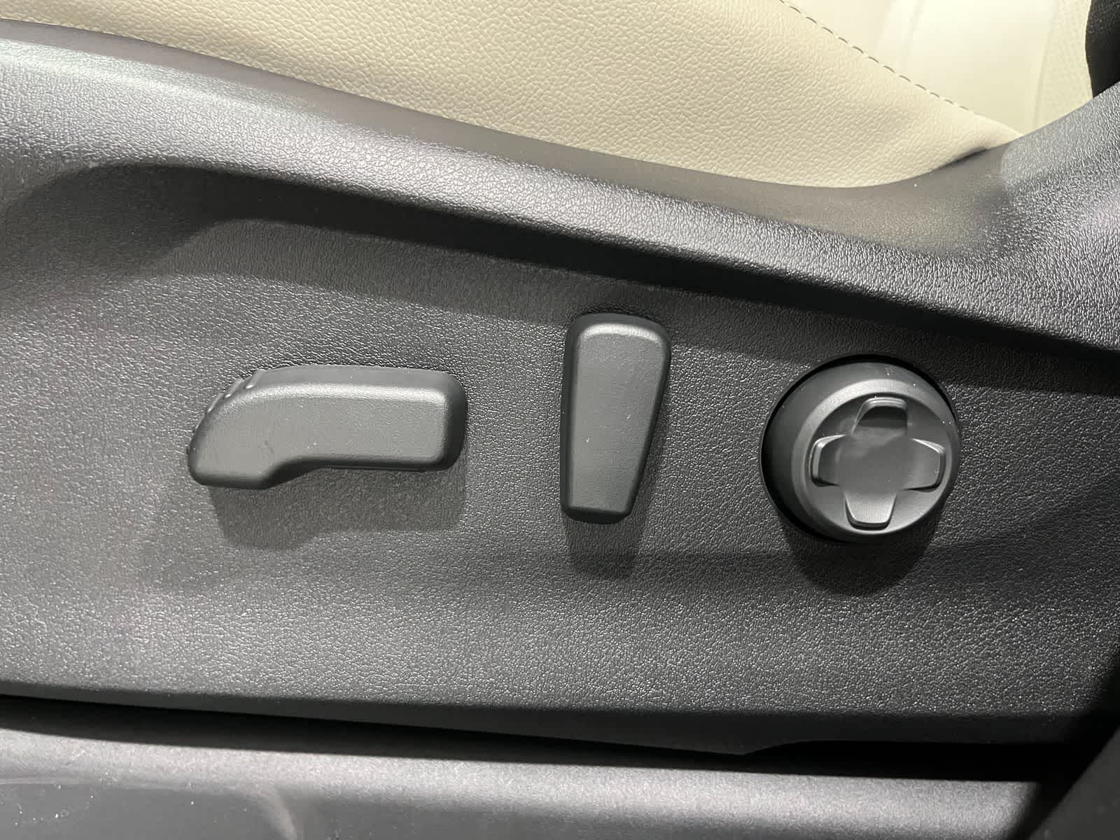 Thumbnail: 2026 Subaru Ascent - 13