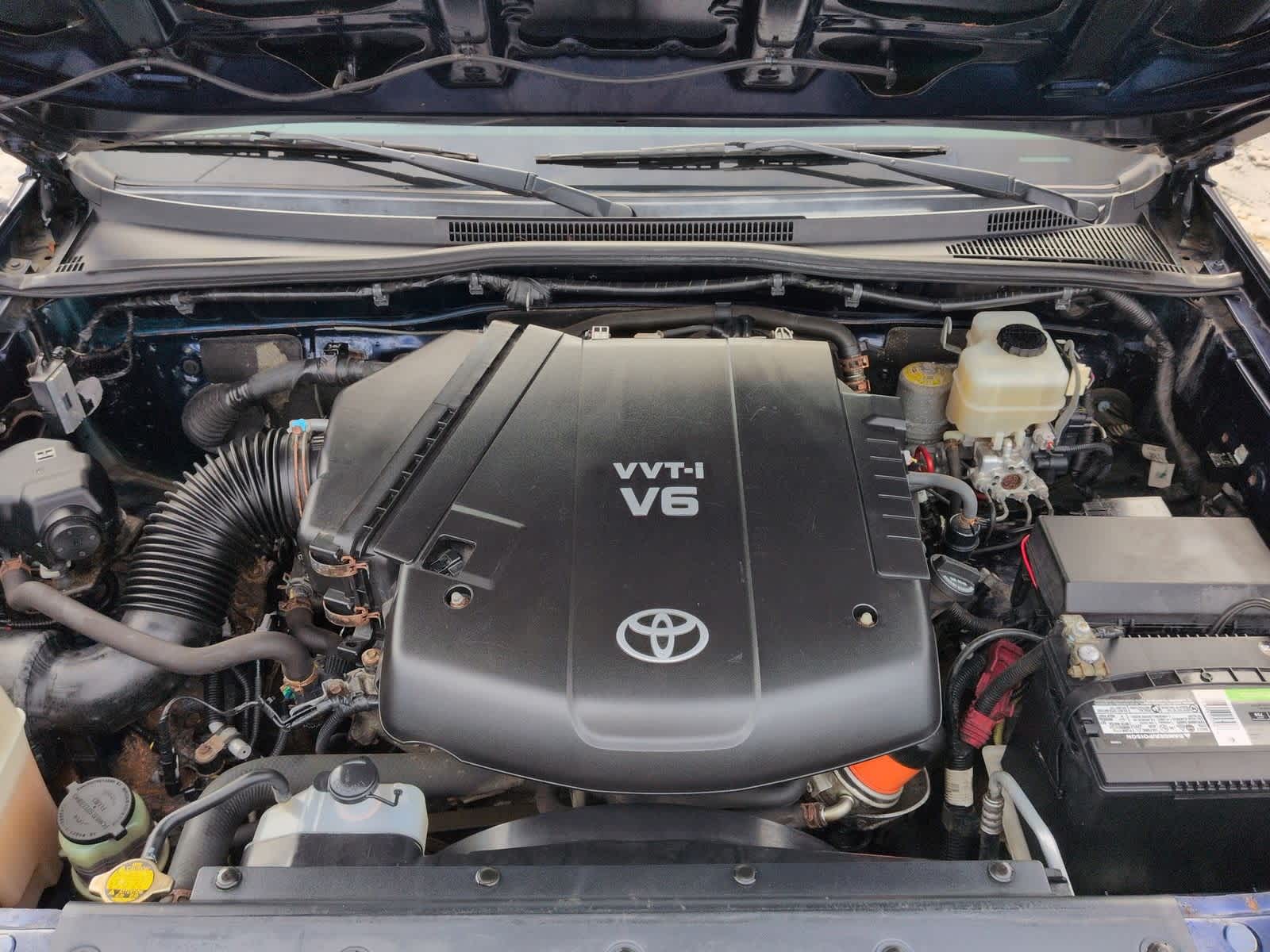 Thumbnail: 2012 Toyota Tacoma - 15