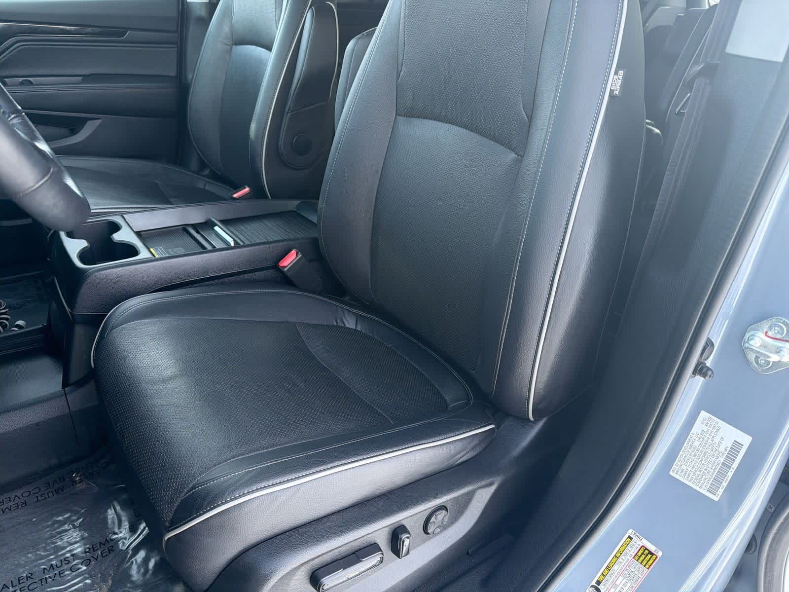 Thumbnail: 2023 Honda Odyssey - 17