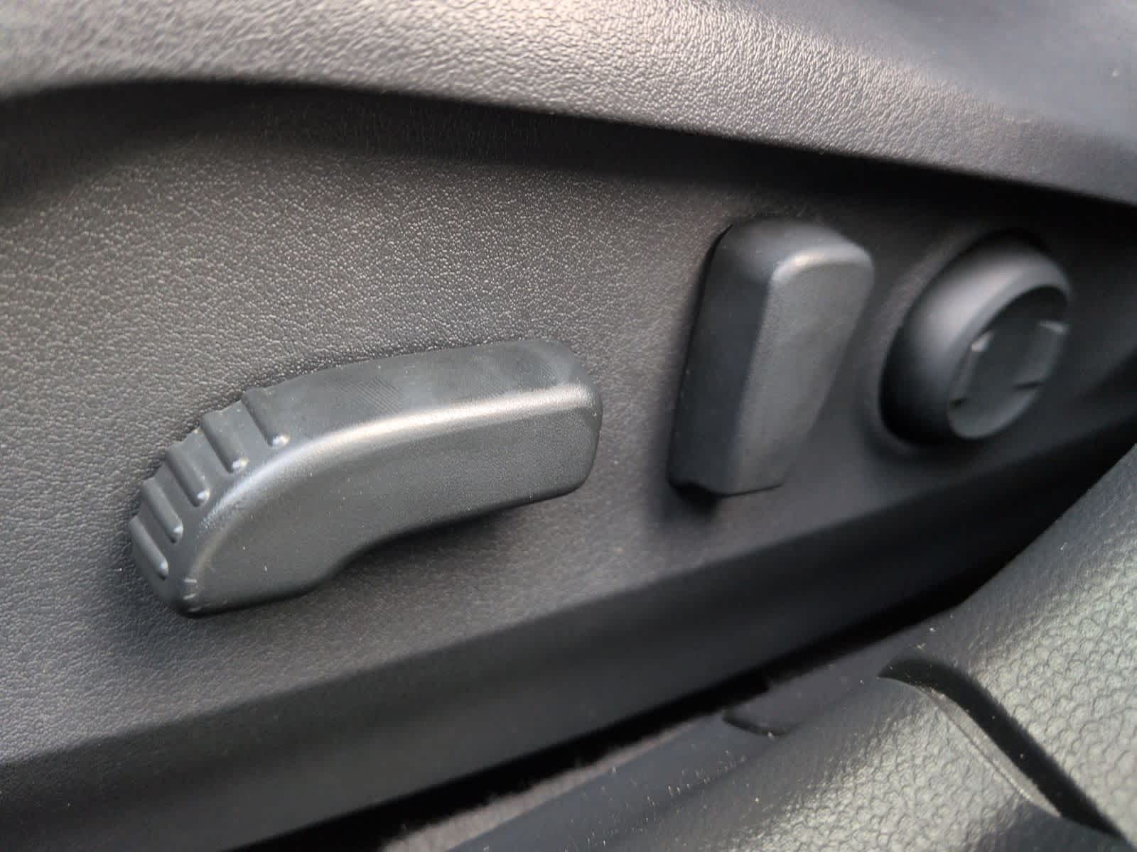 Thumbnail: 2022 Subaru Outback - 18