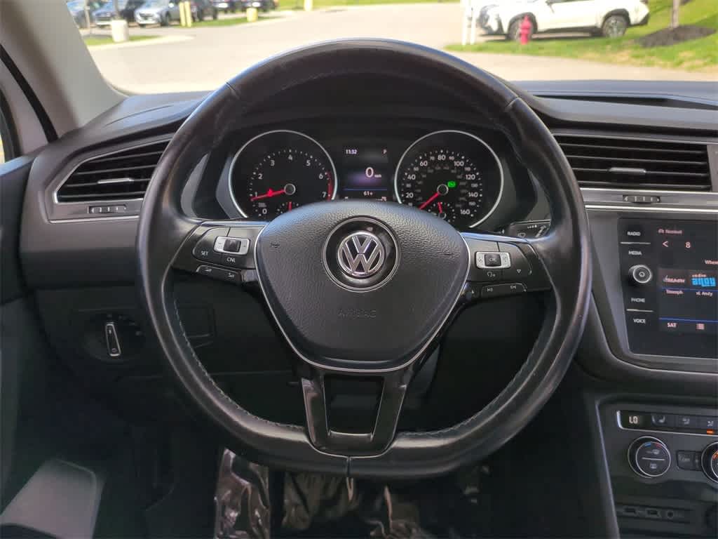 2018 Volkswagen Tiguan SE 24