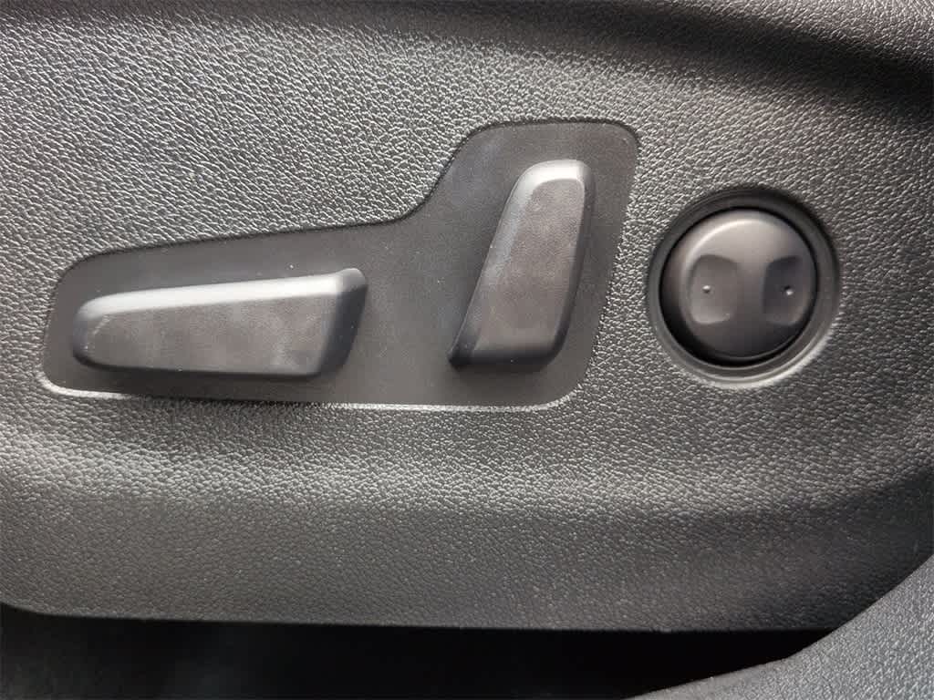 Thumbnail: 2019 Kia Sorento - 18
