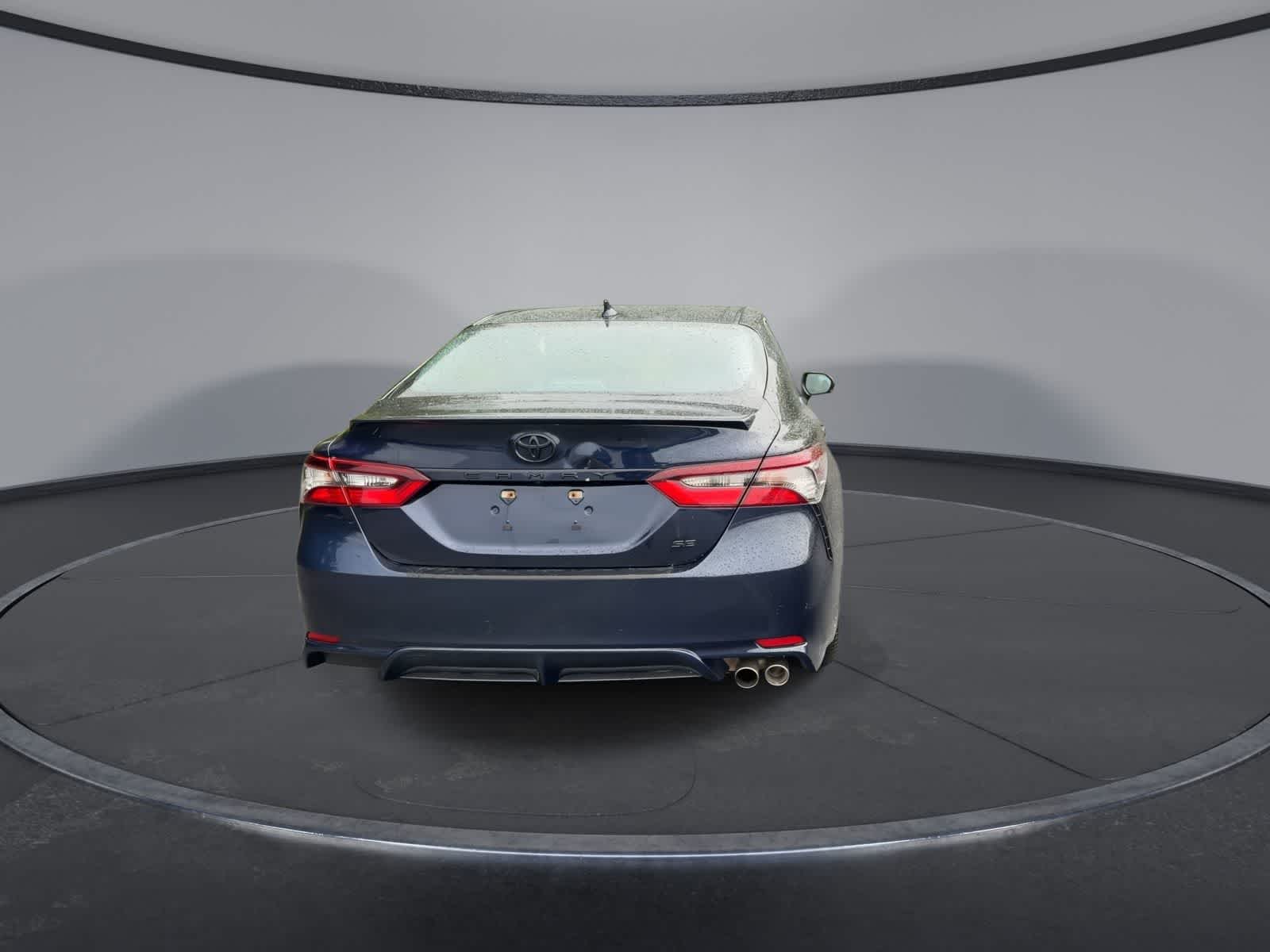 Thumbnail: 2022 Toyota Camry - 7