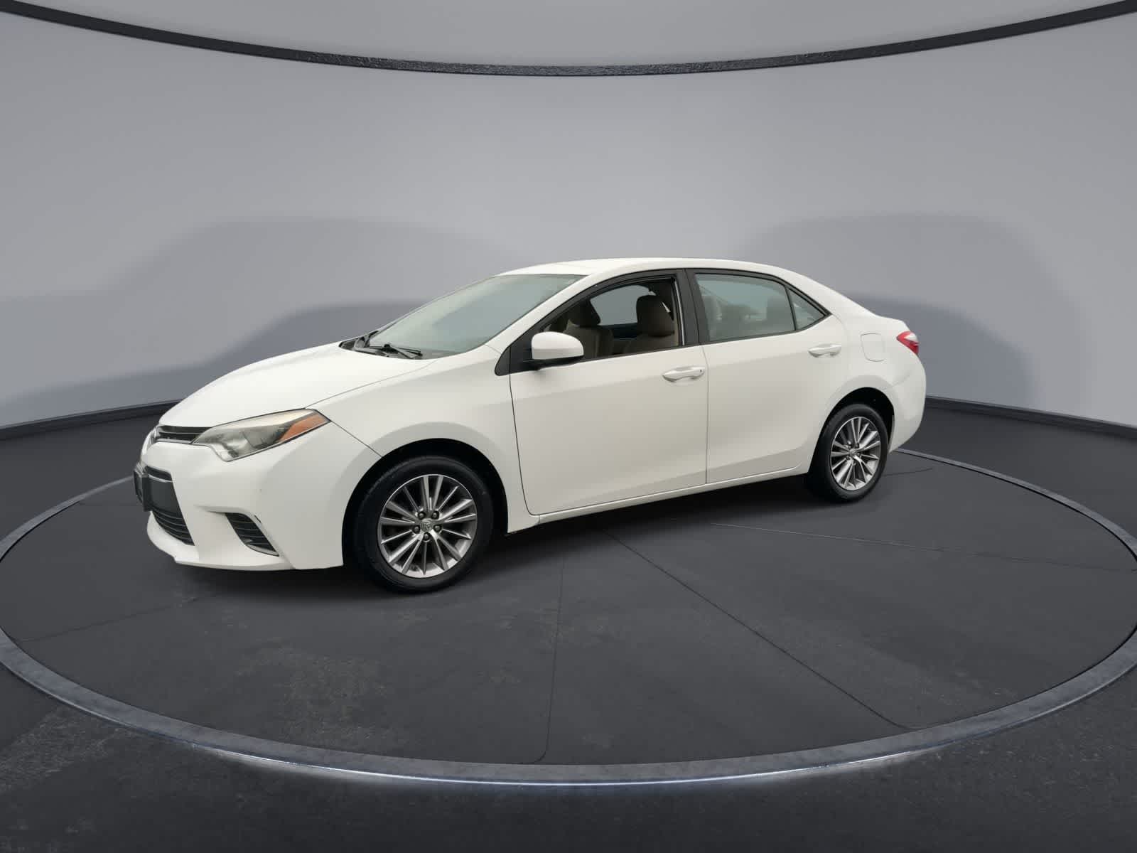 Thumbnail: 2015 Toyota Corolla - 4