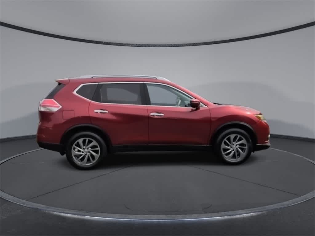 Thumbnail: 2015 Nissan Rogue - 9