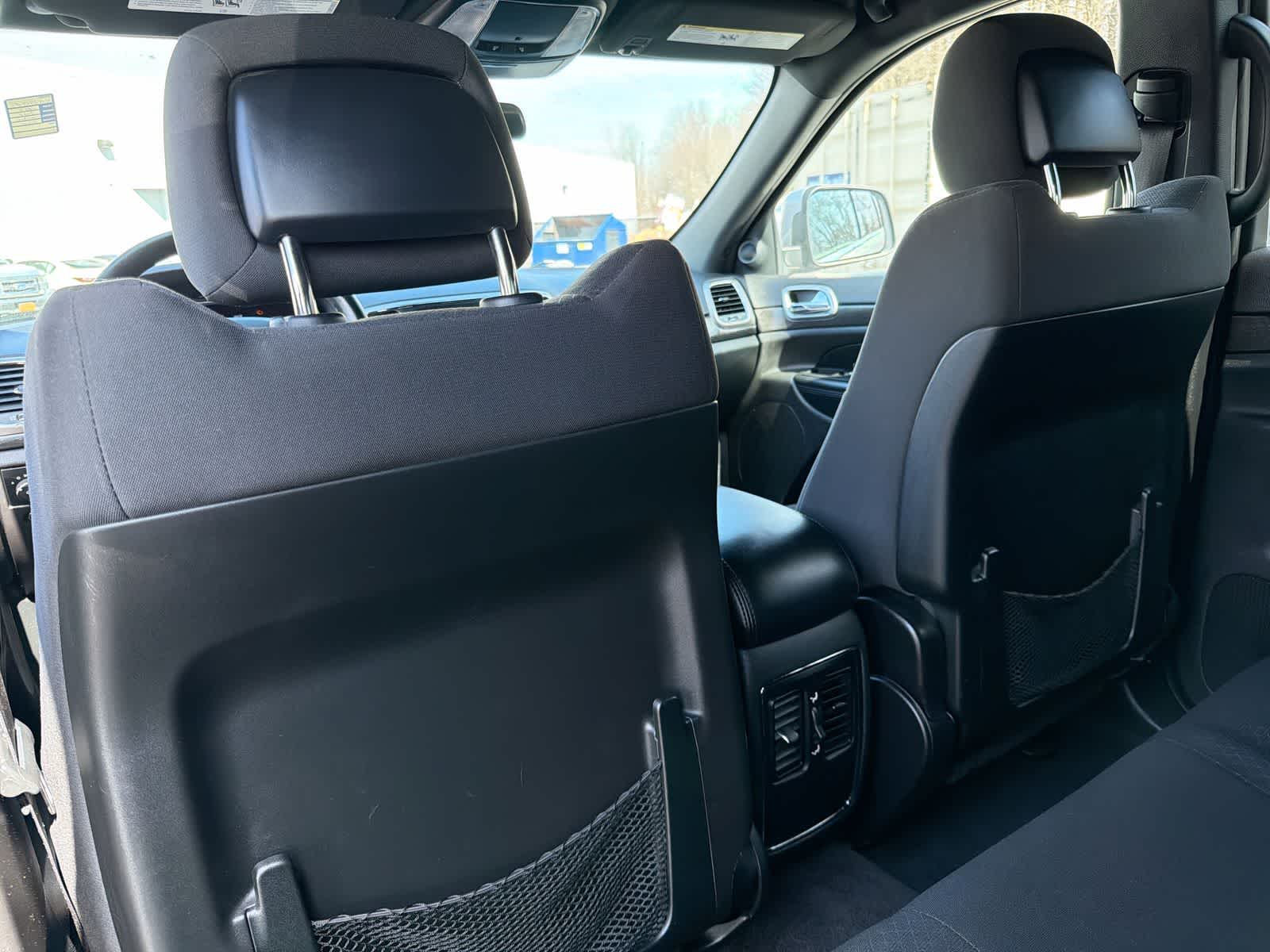 Thumbnail: 2018 Jeep Grand Cherokee - 19