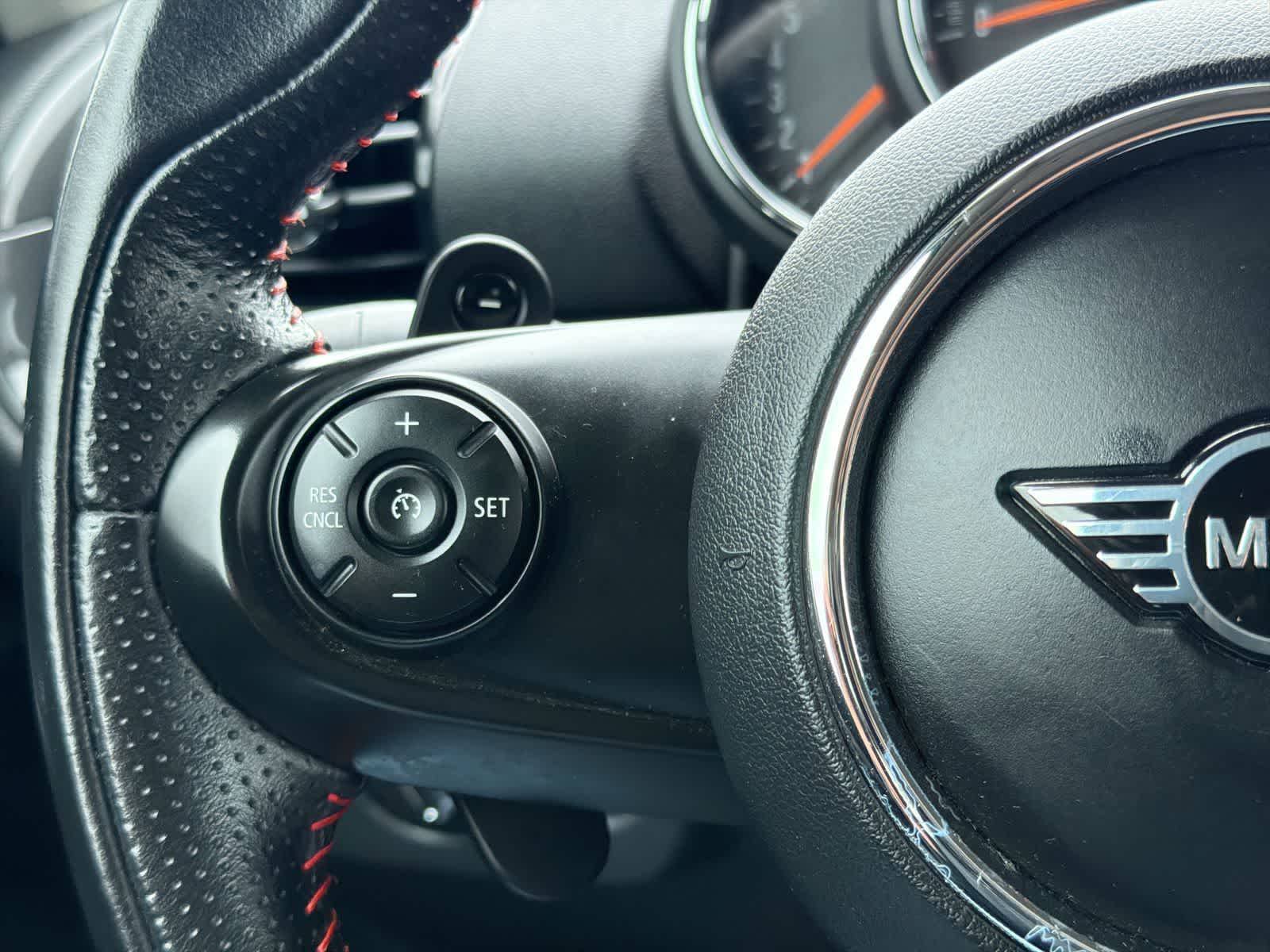 Thumbnail: 2019 MINI Cooper Clubman - 24