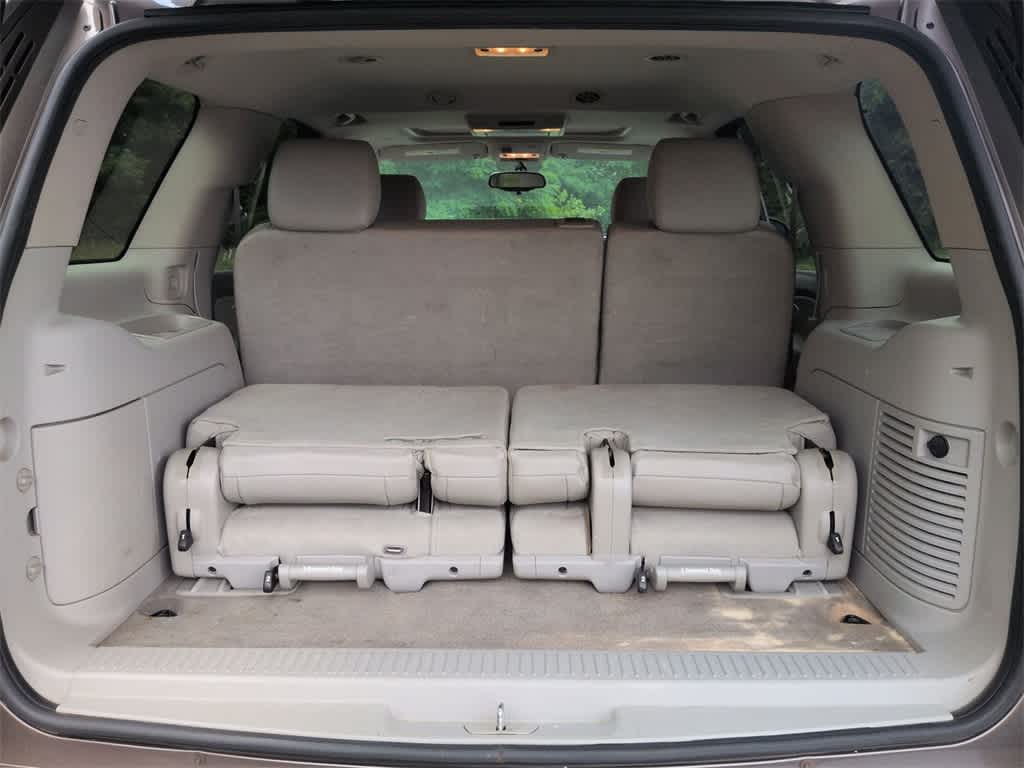 Thumbnail: 2013 Chevrolet Tahoe - 35
