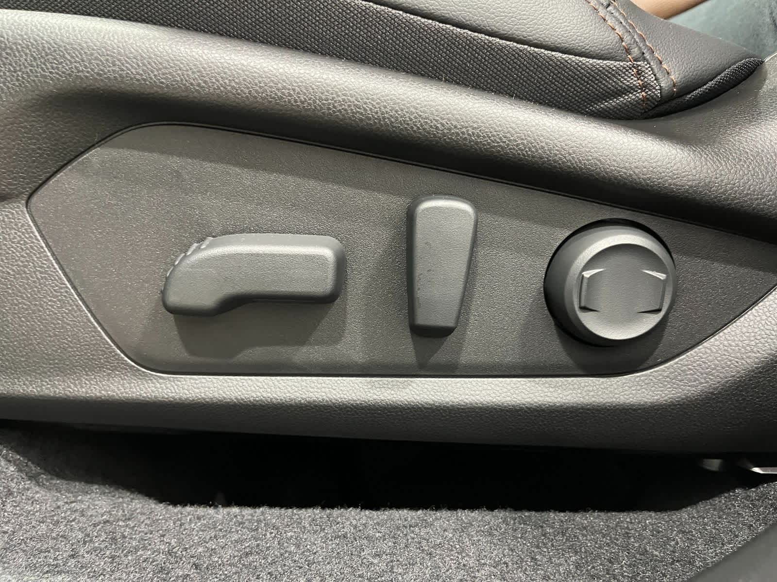 Thumbnail: 2025 Subaru Forester - 13