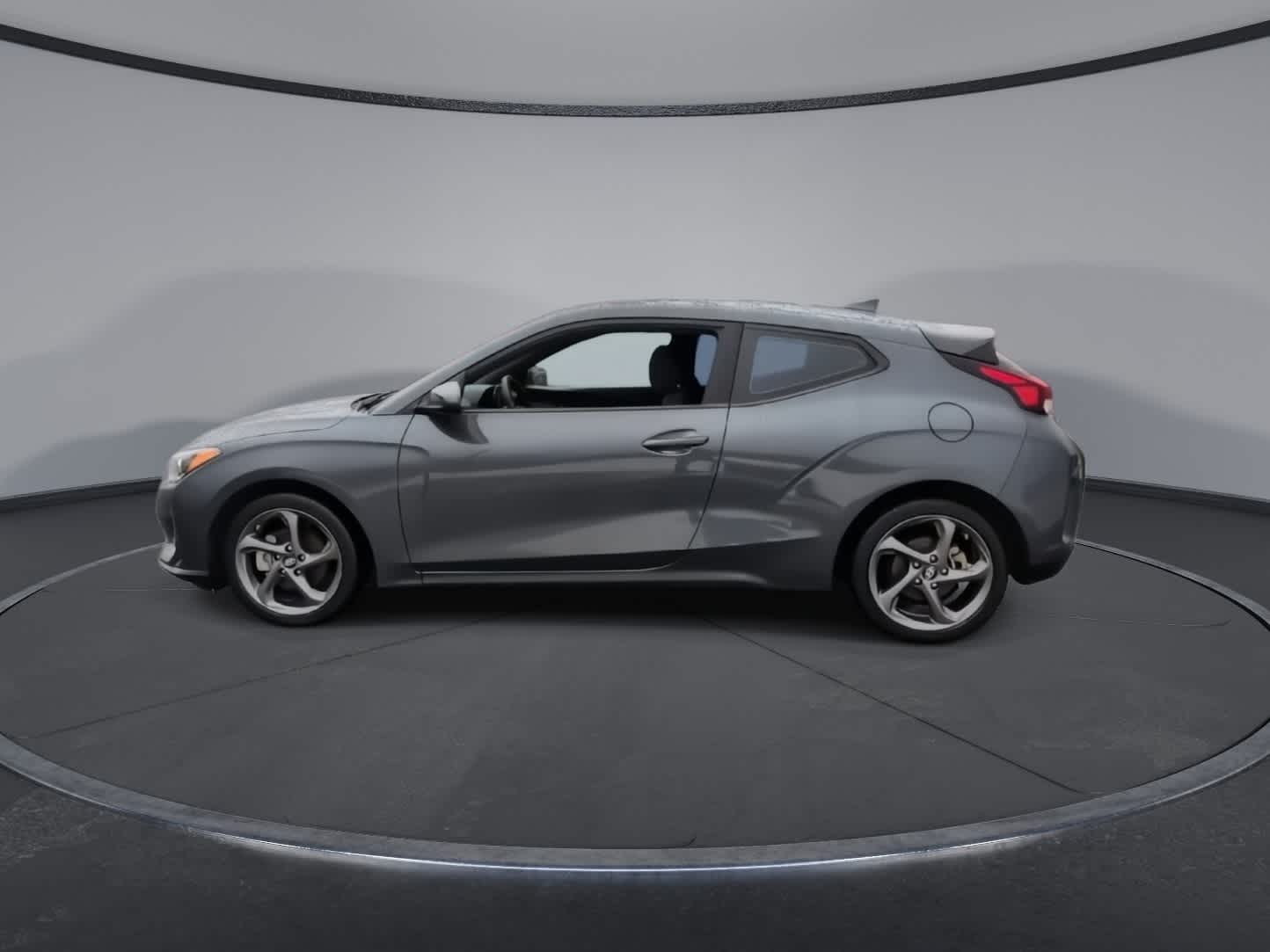 Thumbnail: 2019 Hyundai Veloster - 5