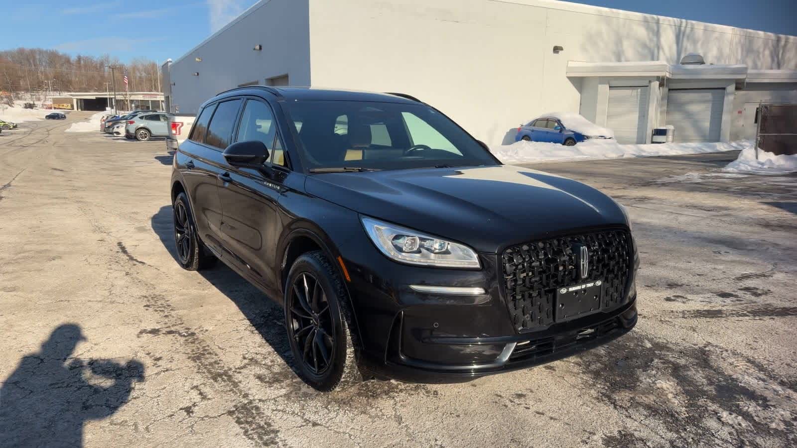 Thumbnail: 2023 Lincoln Corsair - 2