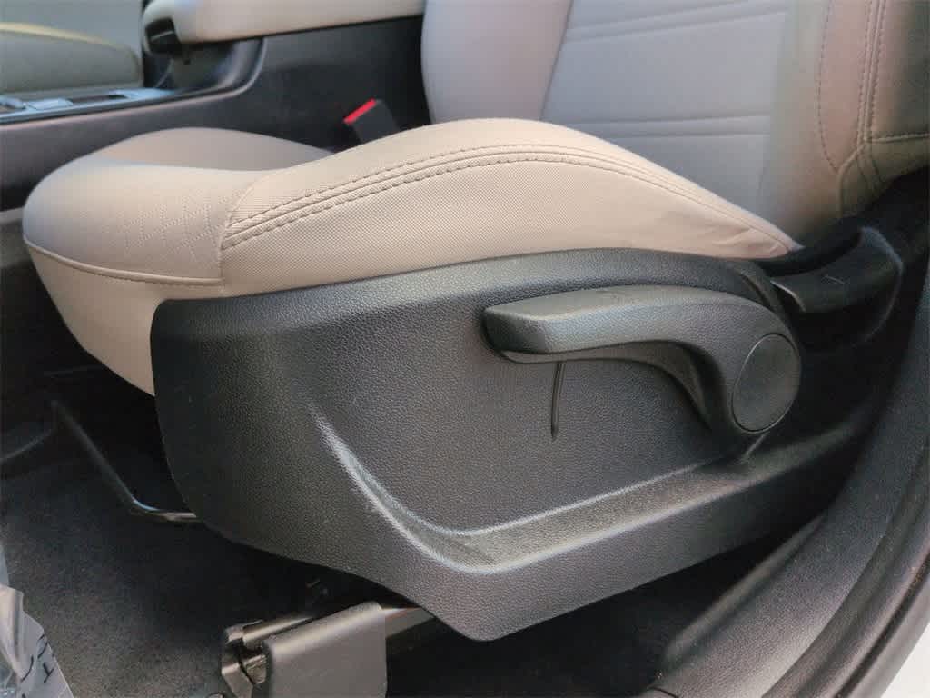 Thumbnail: 2019 Kia Sorento - 18