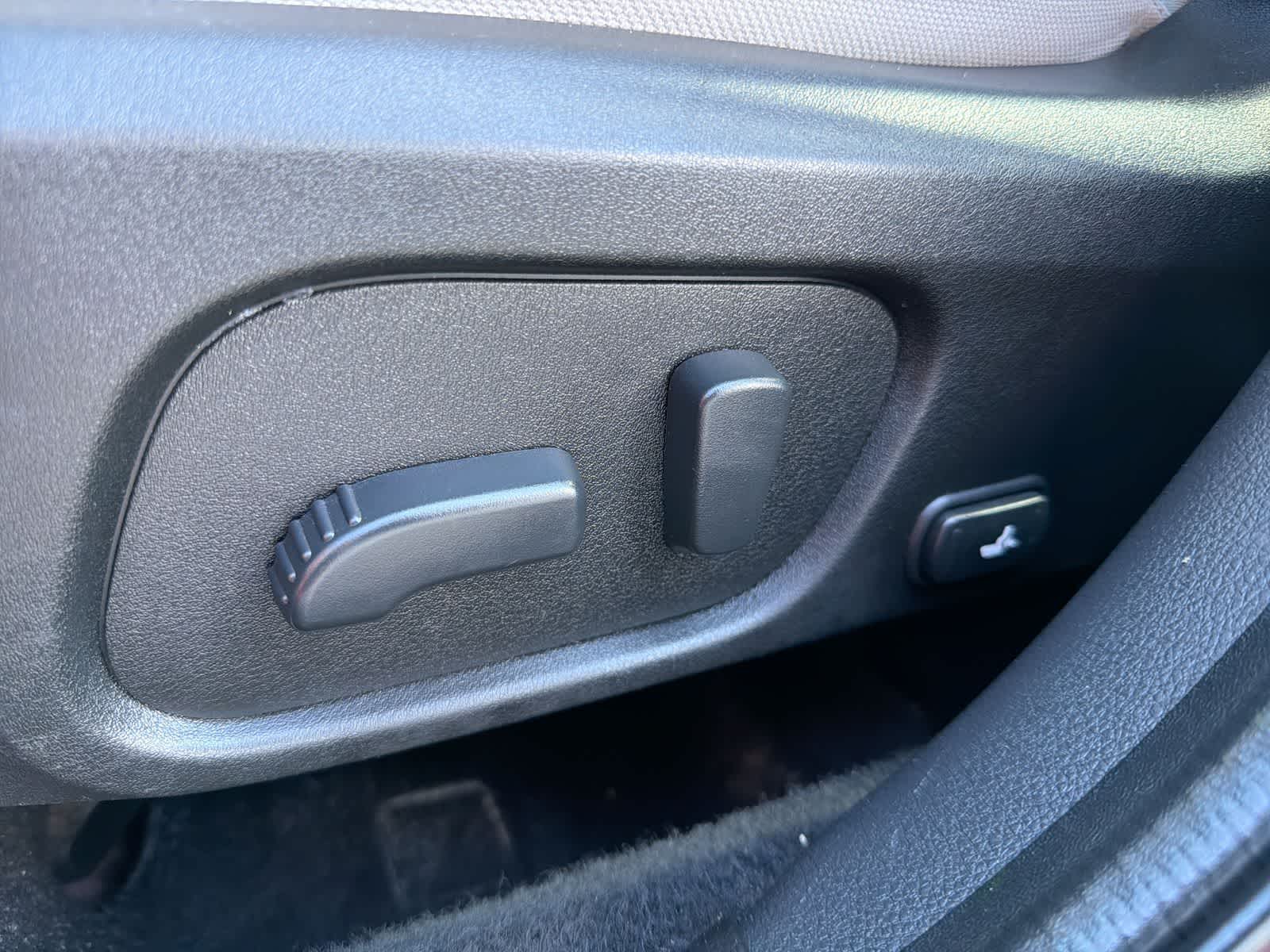 Thumbnail: 2017 Subaru Forester - 18