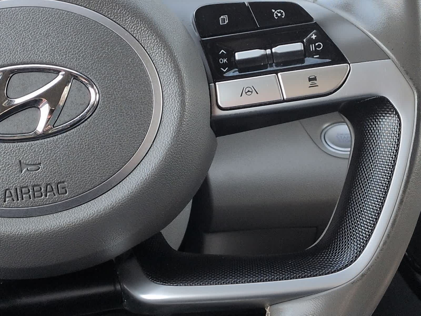 Thumbnail: 2023 Hyundai Elantra - 25