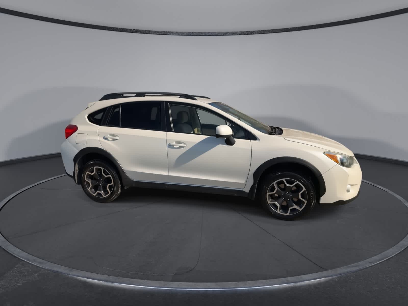 Thumbnail: 2014 Subaru XV Crosstrek - 9