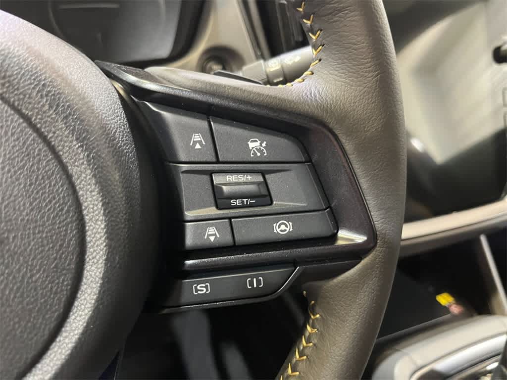 2025 Subaru Crosstrek Sport 16