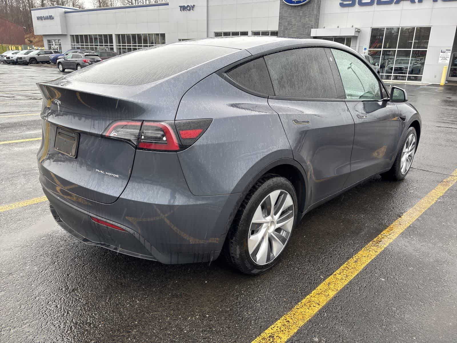 Thumbnail: 2023 Tesla Model Y - 3