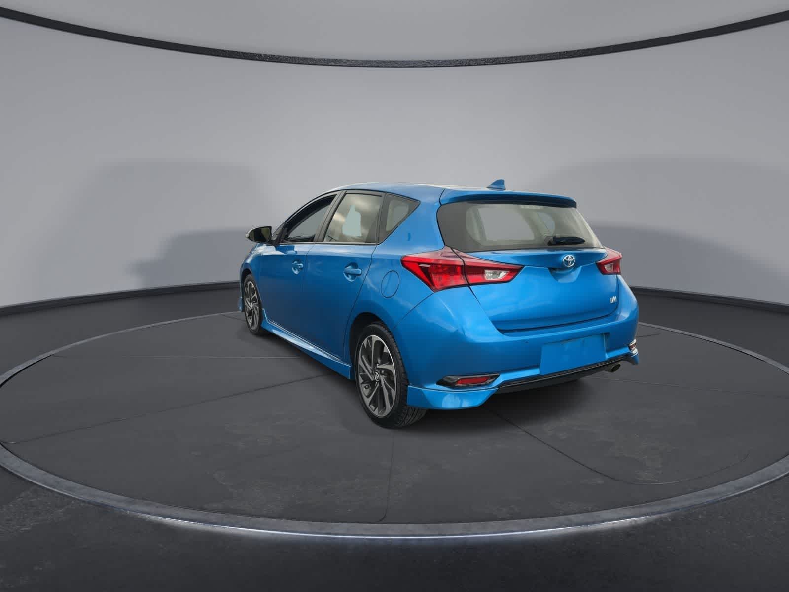 Thumbnail: 2017 Toyota Corolla iM - 6