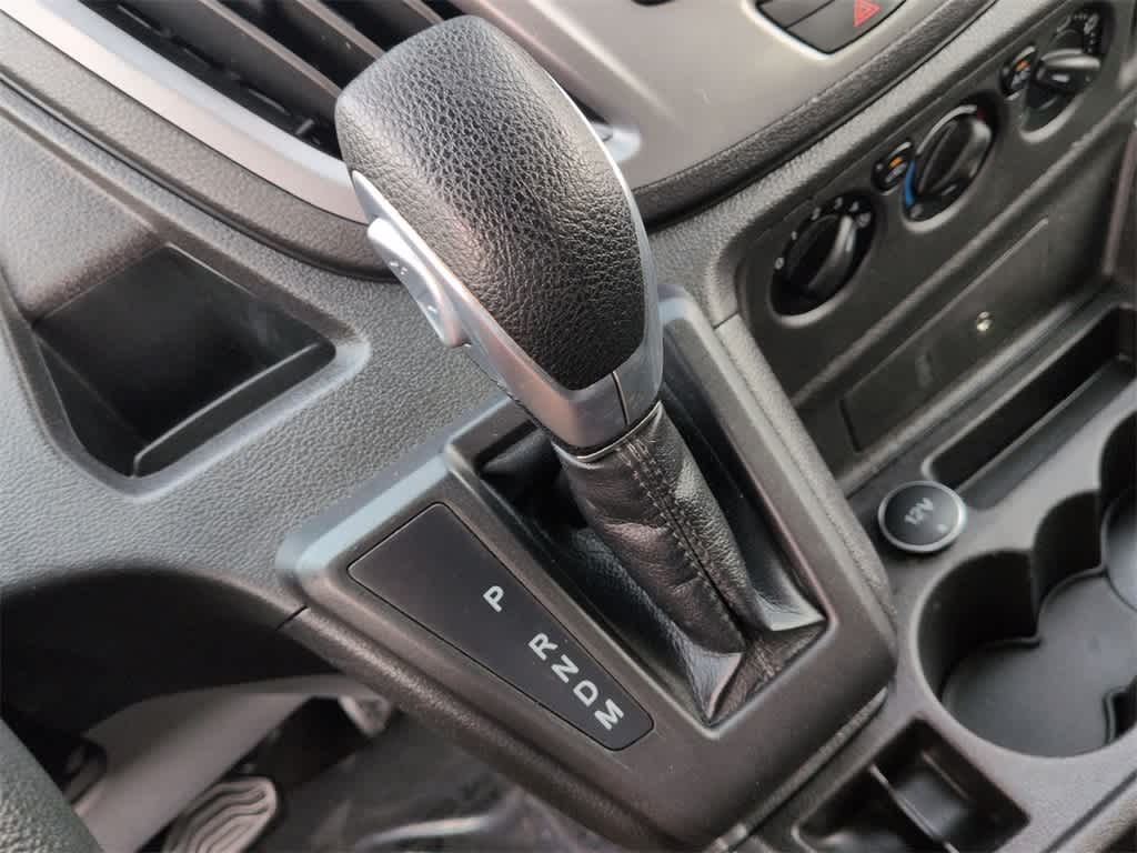 Thumbnail: 2016 Ford Transit Series - 31