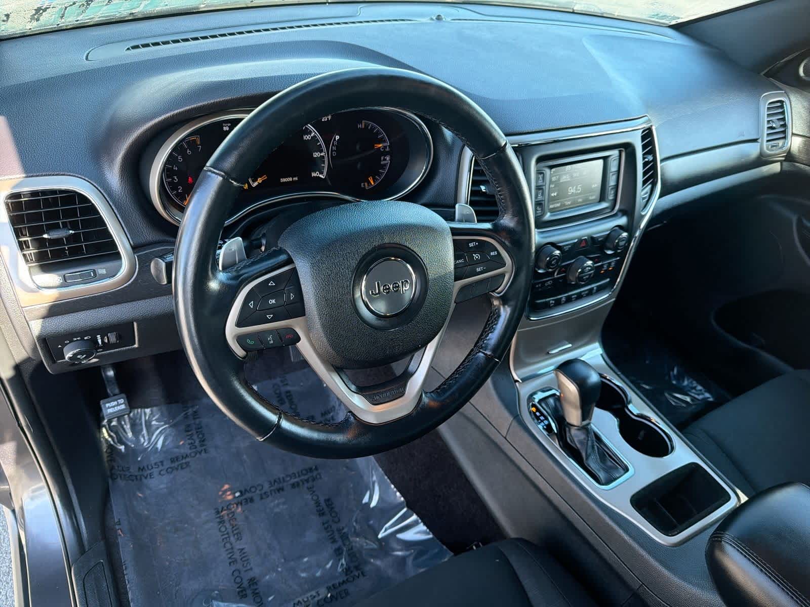 Thumbnail: 2017 Jeep Grand Cherokee - 10