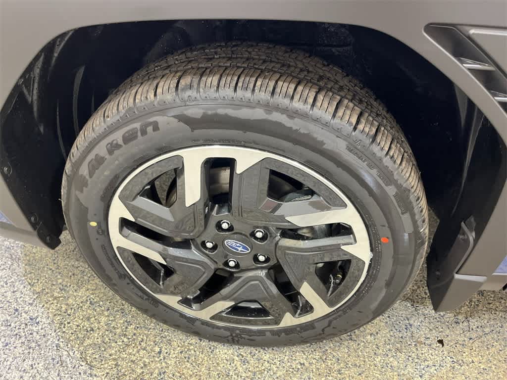 2025 Subaru Forester Limited 11