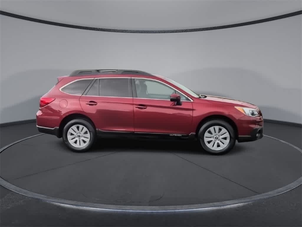 Thumbnail: 2015 Subaru Outback - 9