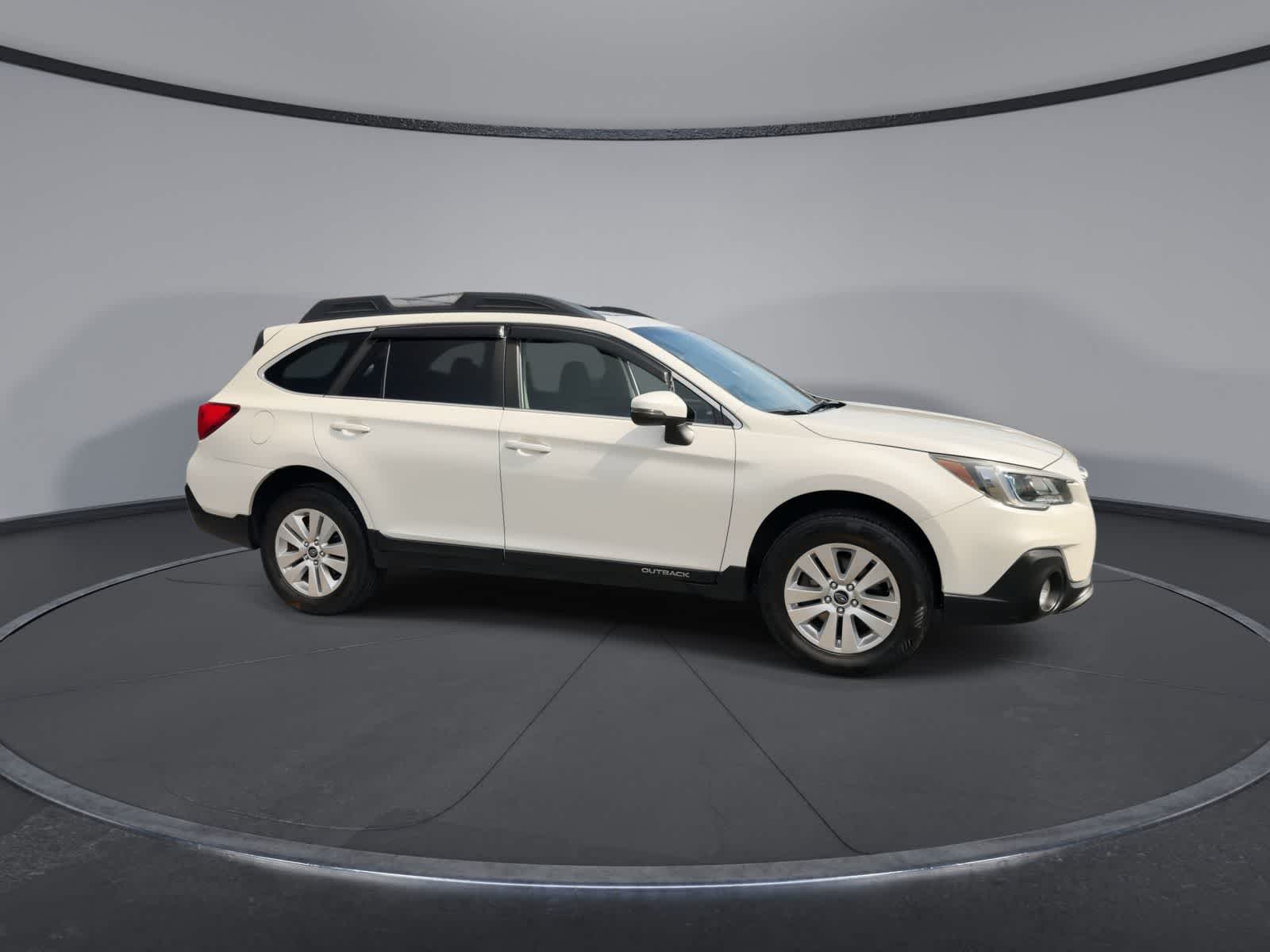 Thumbnail: 2019 Subaru Outback - 9