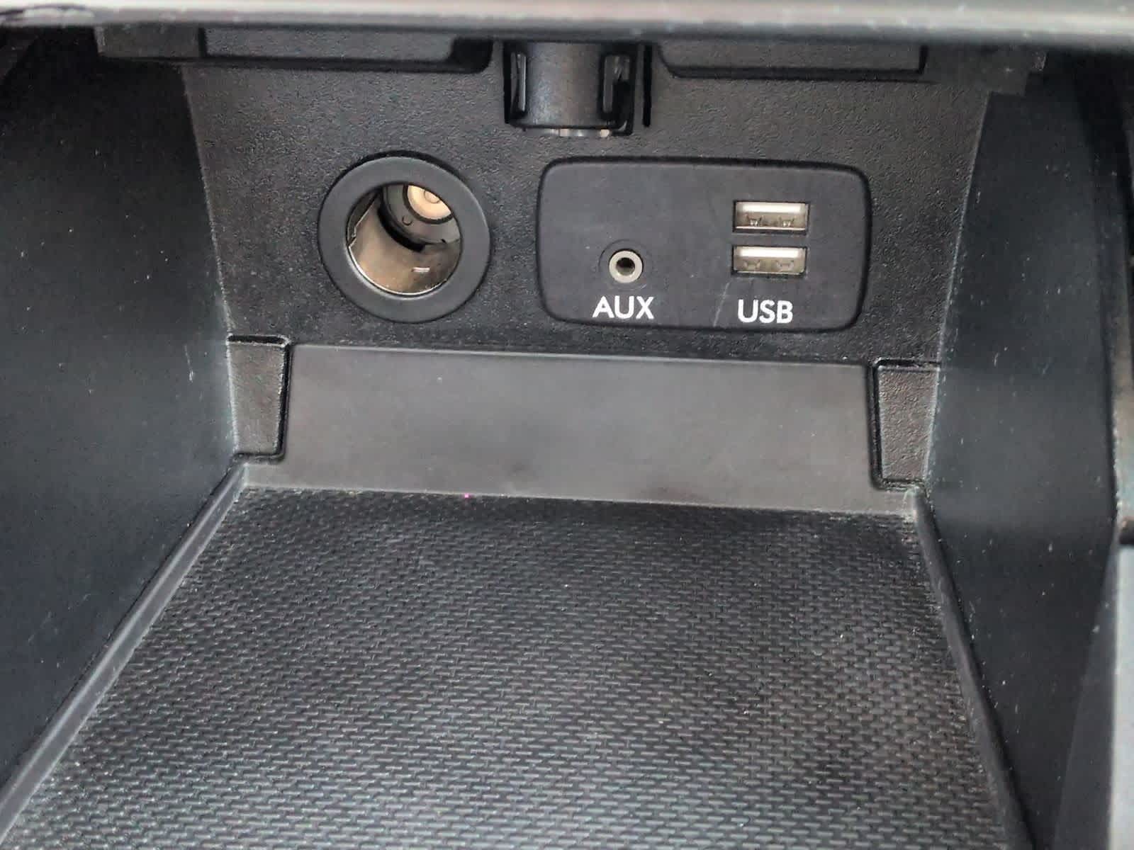 Thumbnail: 2015 Subaru Outback - 31