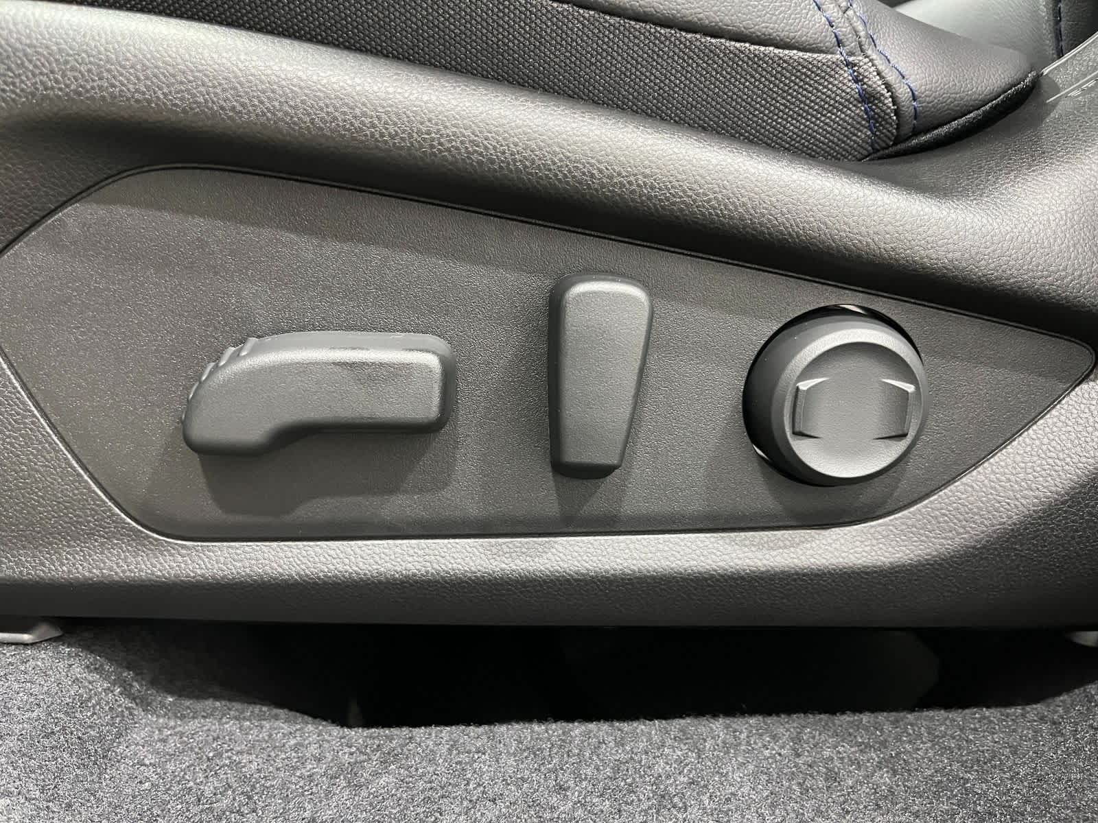 Thumbnail: 2025 Subaru Forester - 13