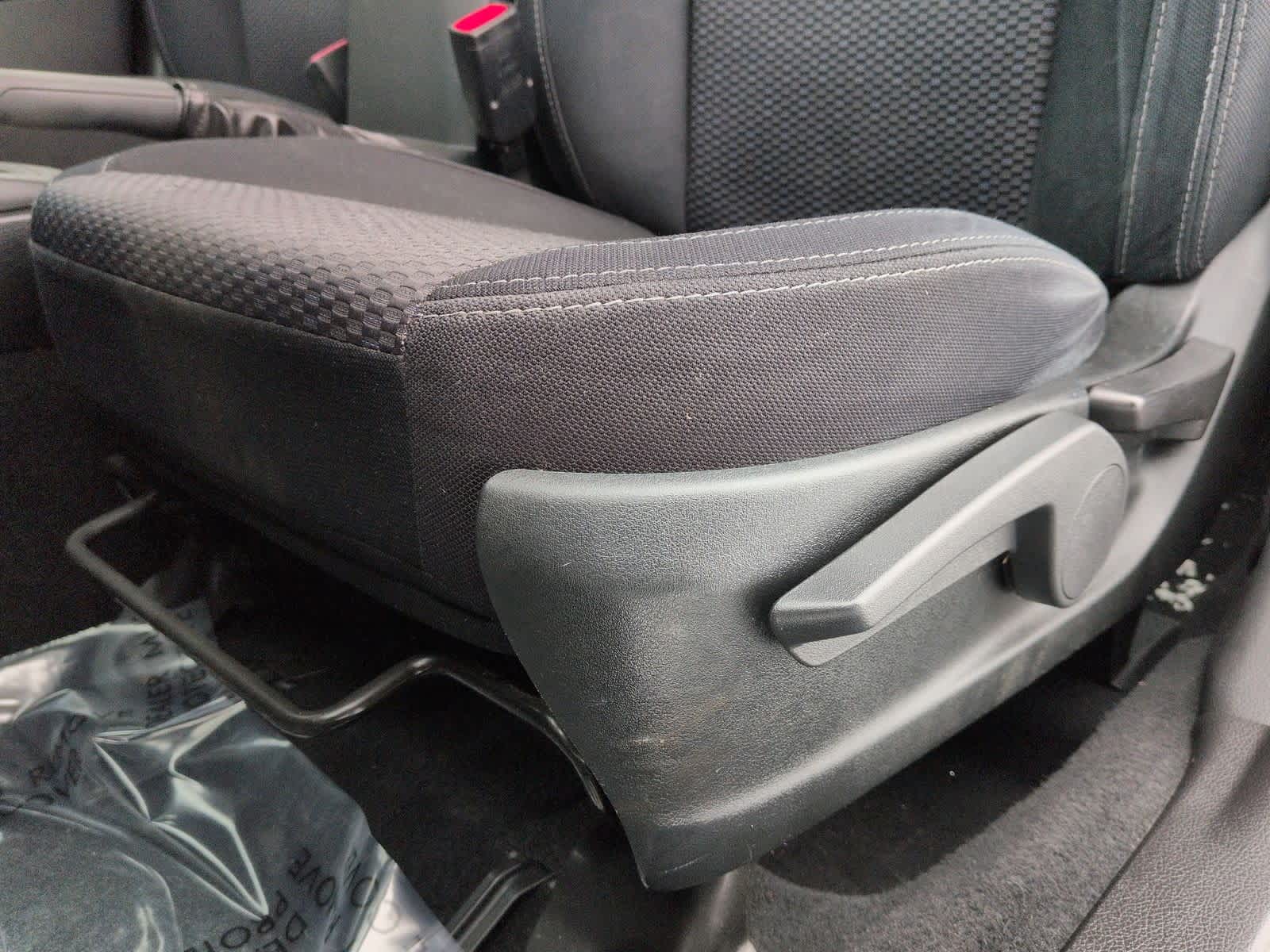 Thumbnail: 2015 Subaru Forester - 18