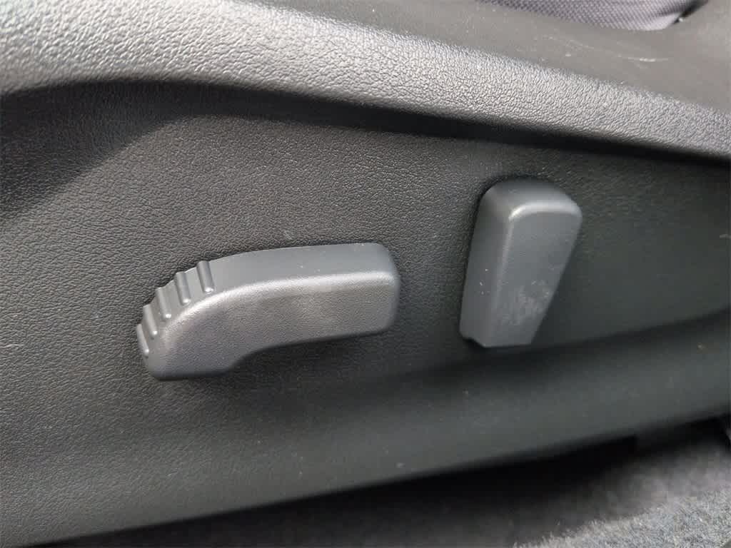 Thumbnail: 2022 Subaru Crosstrek - 18