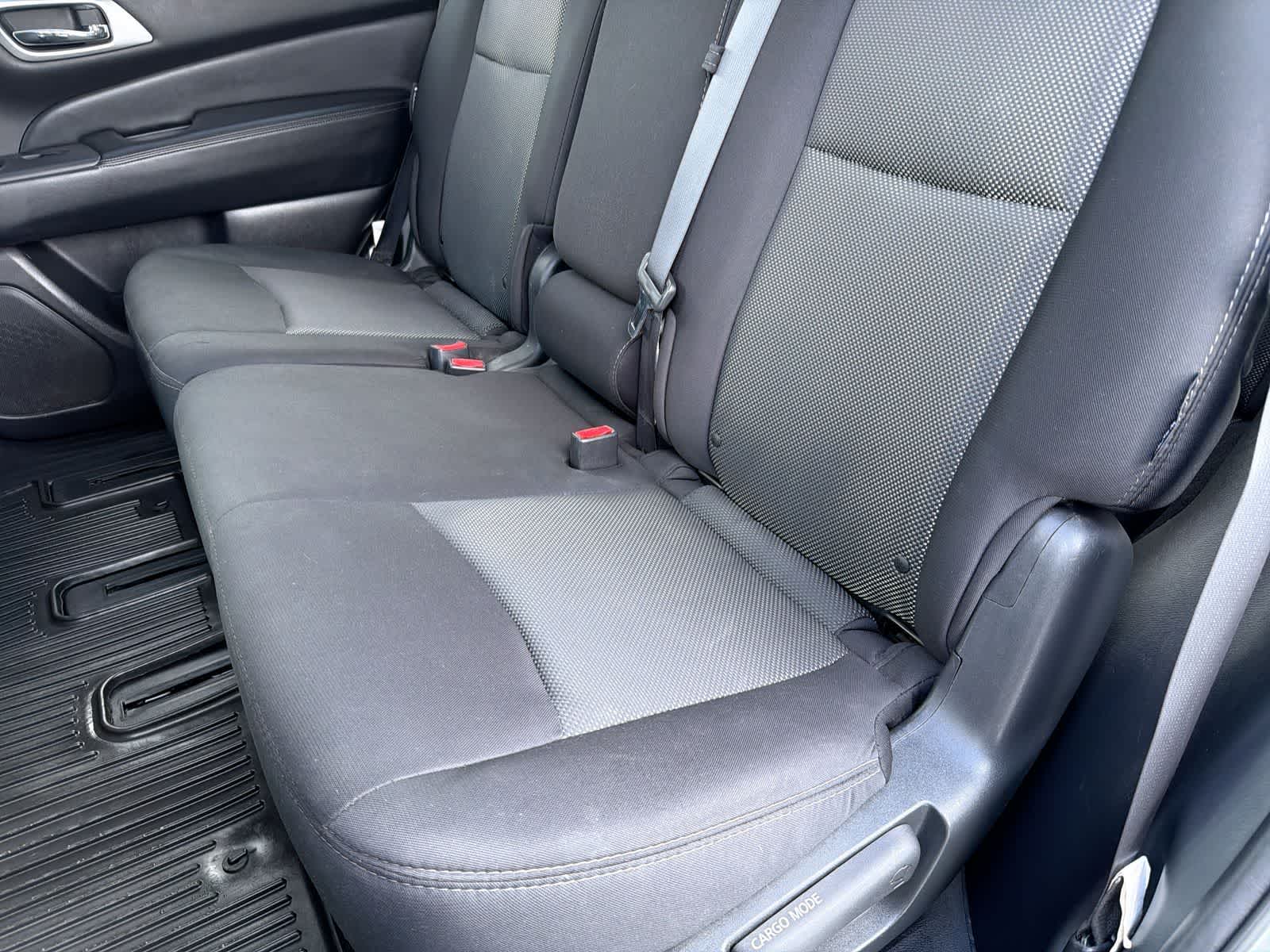 Thumbnail: 2020 Nissan Pathfinder - 20